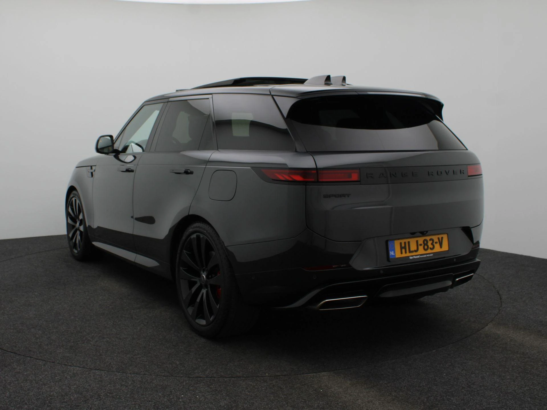 Land Rover-Range Rover Sport-image-1