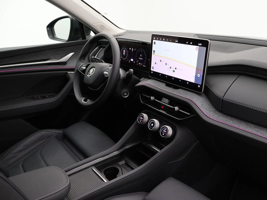 Škoda Kodiaq Kodiaq Selection 1.5TSI m-HEV 150PK DEMO *AUTOMAAT*7 ZITPLAATSEN*PDC*CAMERA*LEDER*ACC*SFEERVERLICHTING*...*