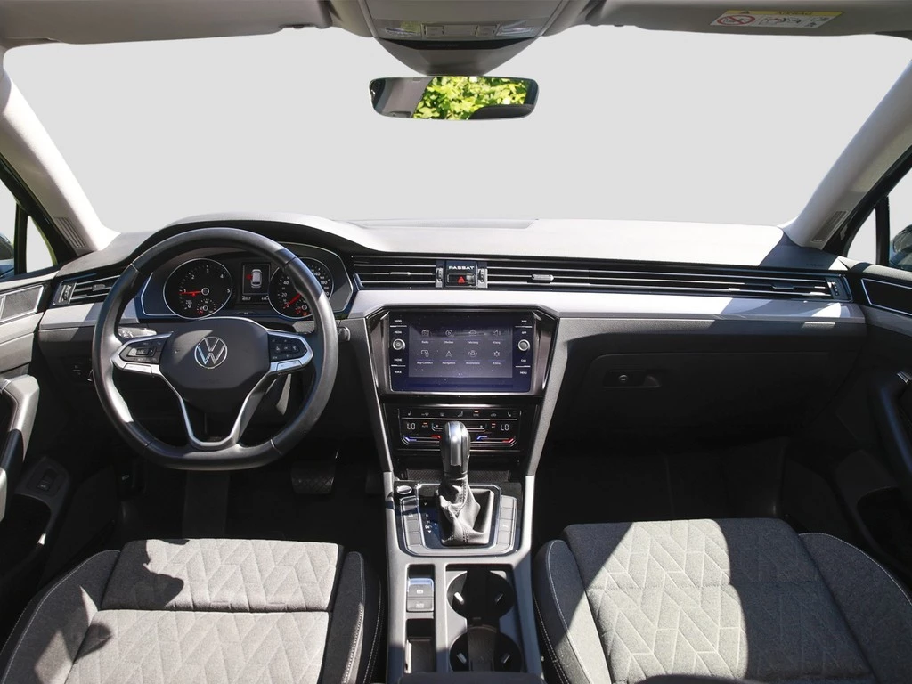 Volkswagen Passat Variant 2,0 TDI DSG Business,LED,Kamera,ACC ALU 17",Sitzheizung,App Connect,Park-Pilot