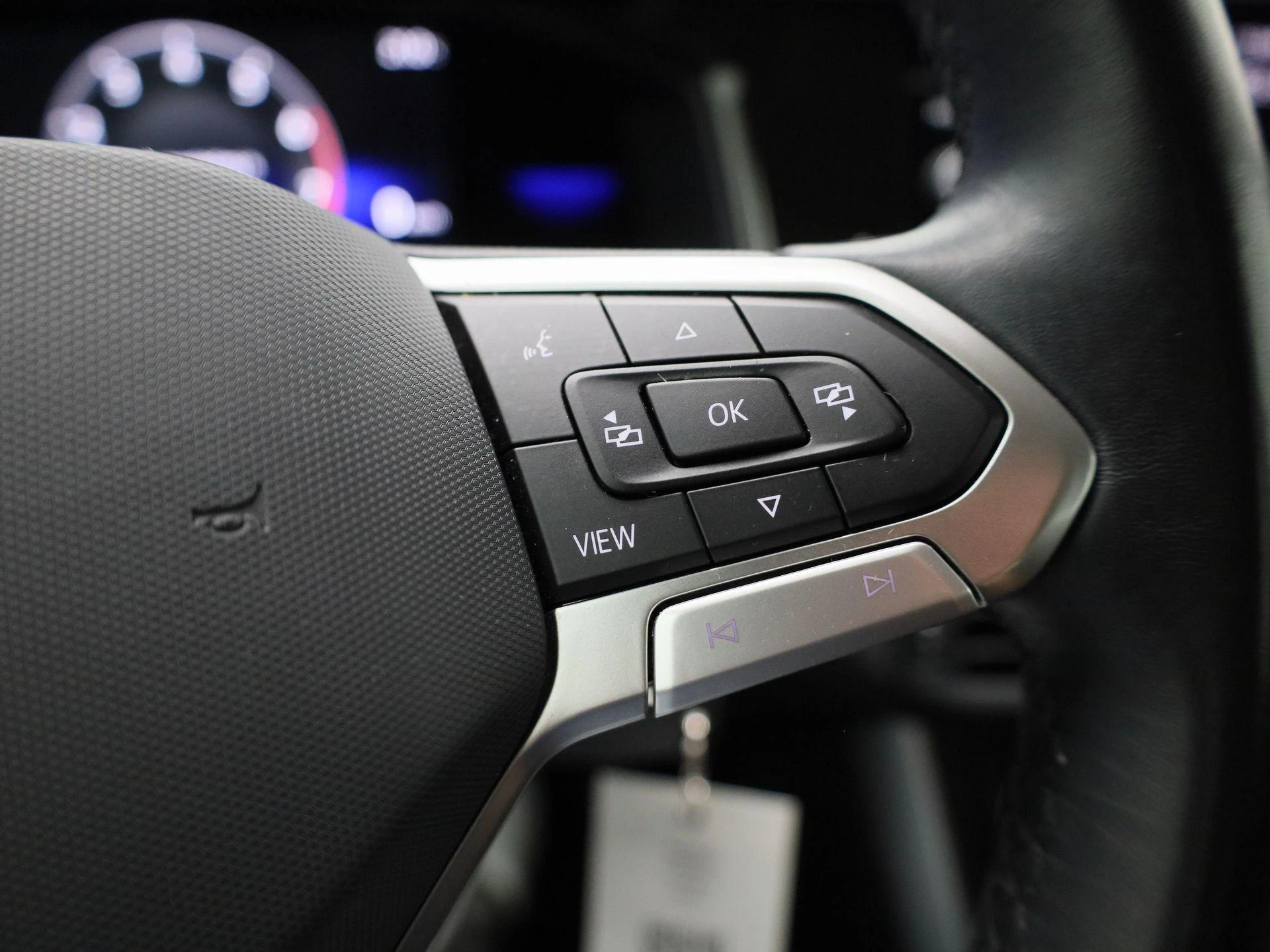 Volkswagen-Polo-image-18