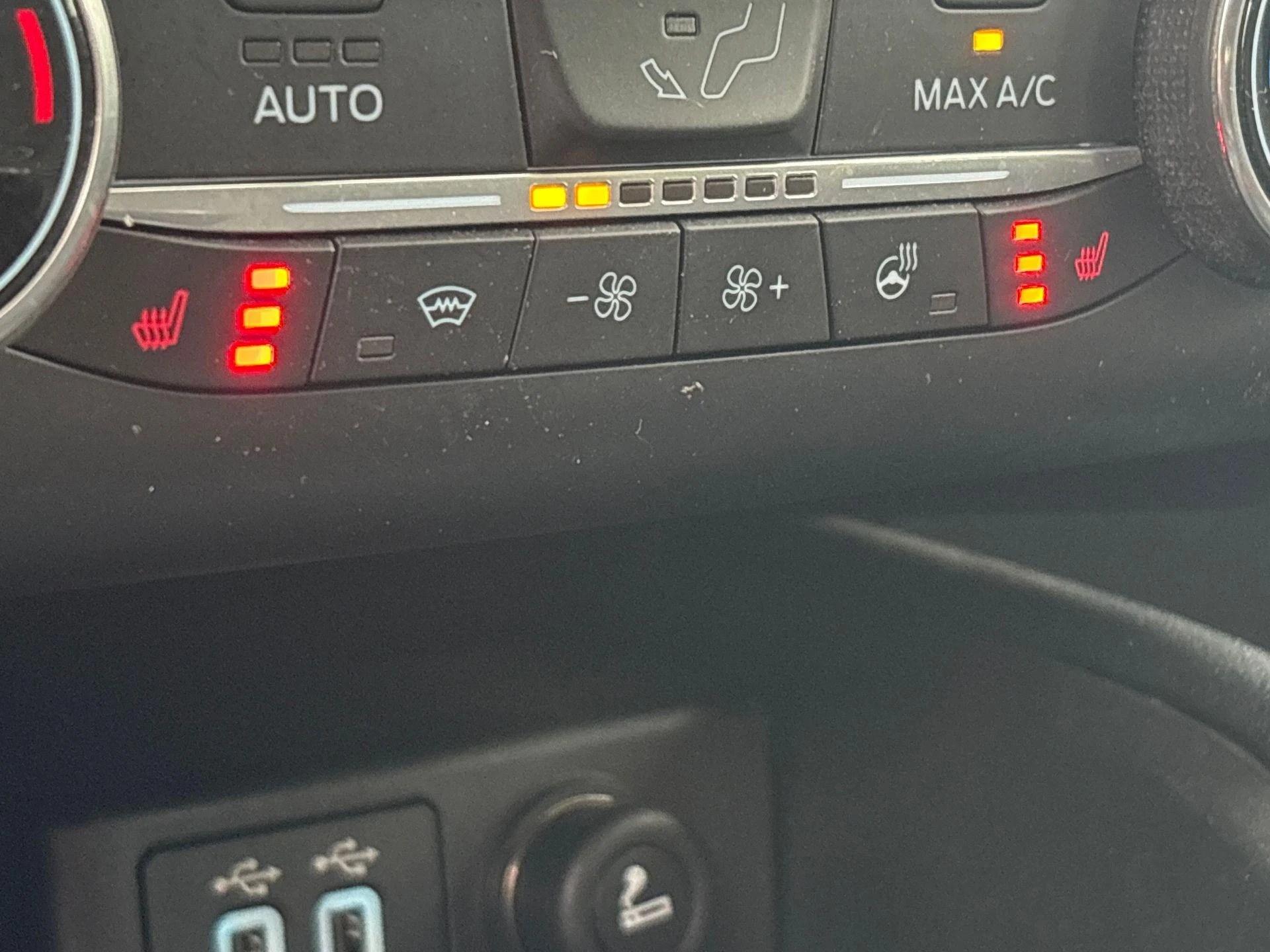 Ford-Kuga-image-7
