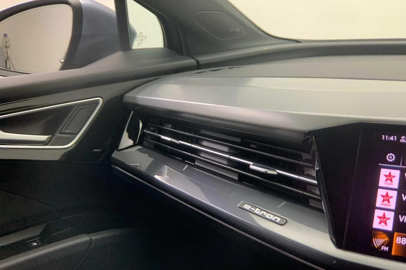 Audi-Q4 e-tron-image-15