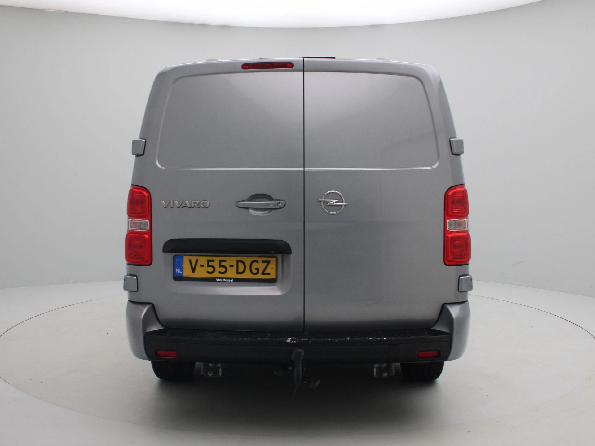Opel-Vivaro-image-4