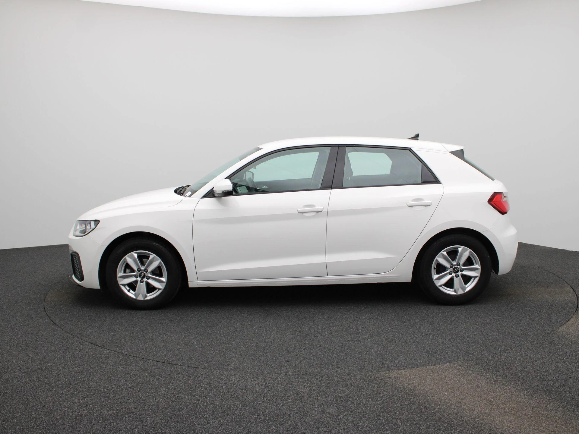 Audi-A1 Sportback-image-3