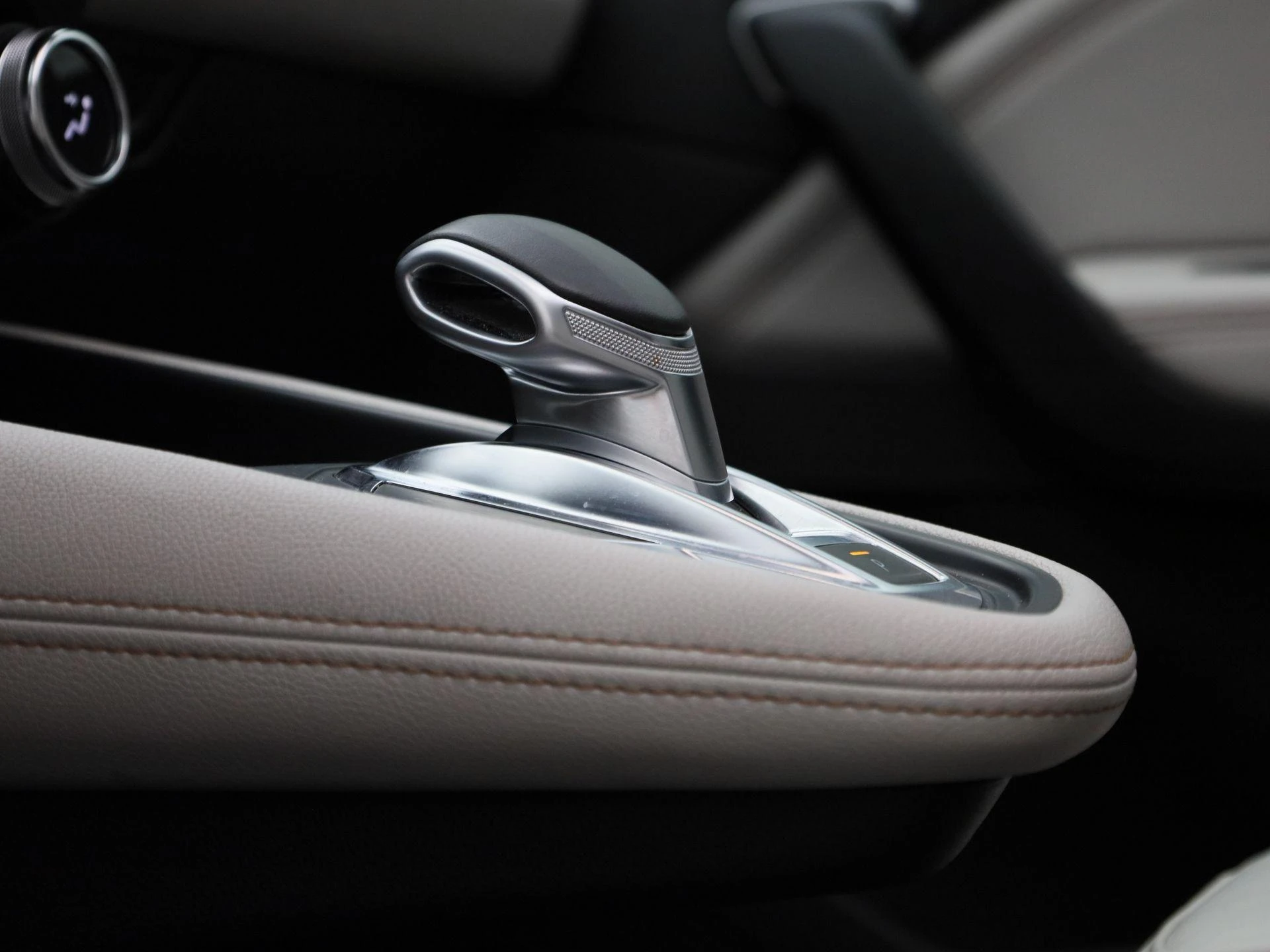 Renault Captur 1.6 E-Tech Plug-in Hybrid Initiale Paris 160PK