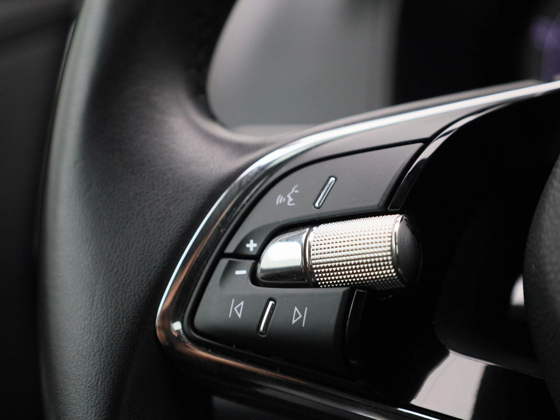 Škoda-Karoq-image-18