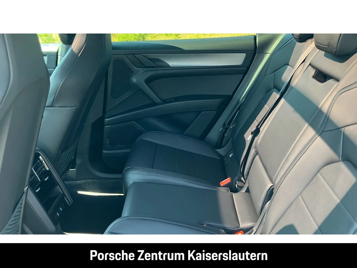 Porsche-Cayenne-image-26