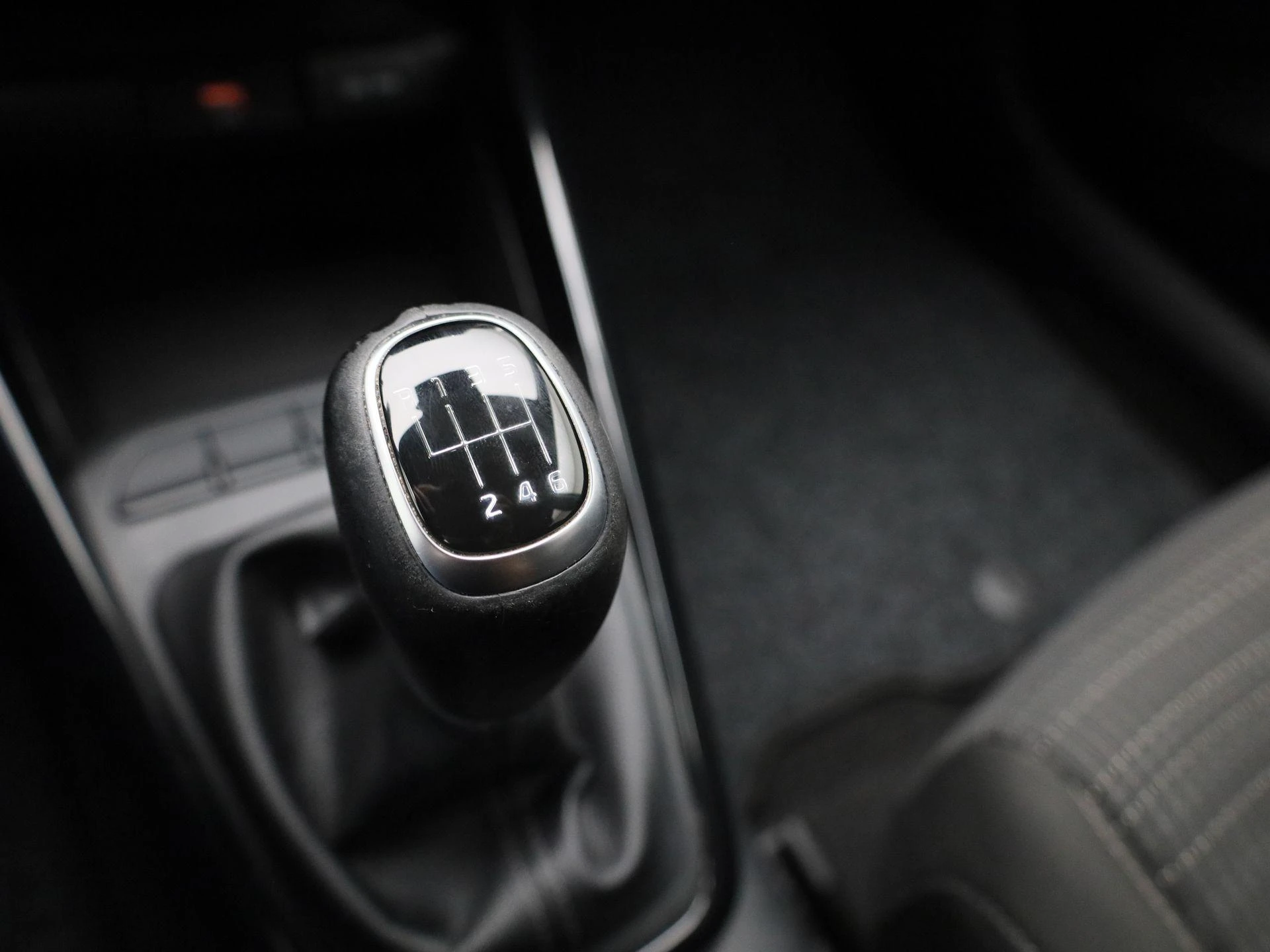 Kia-Stonic-image-25