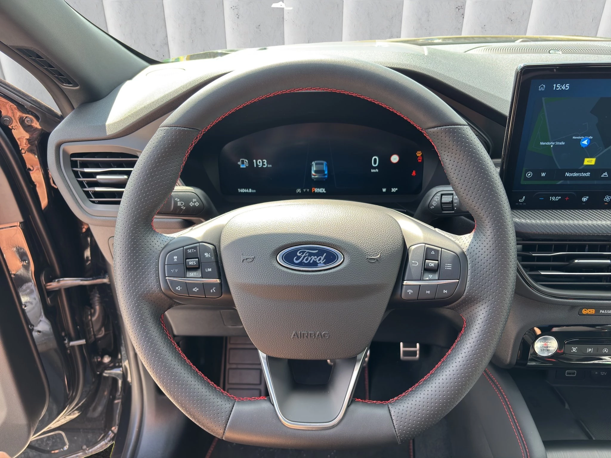 Ford-Kuga-image-12