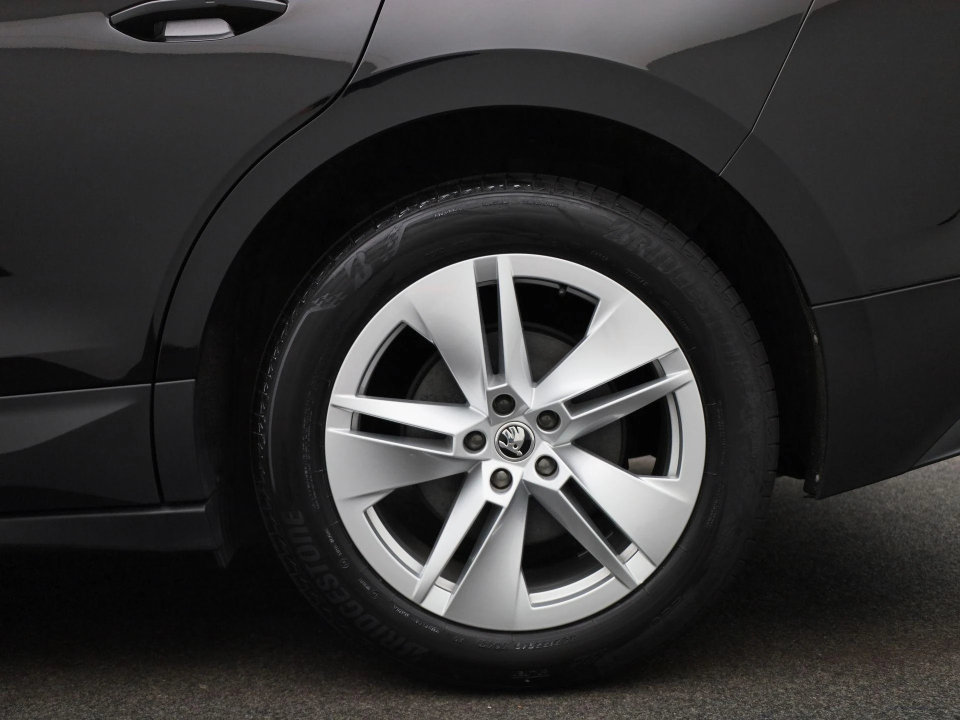 Škoda-Enyaq iV-image-12