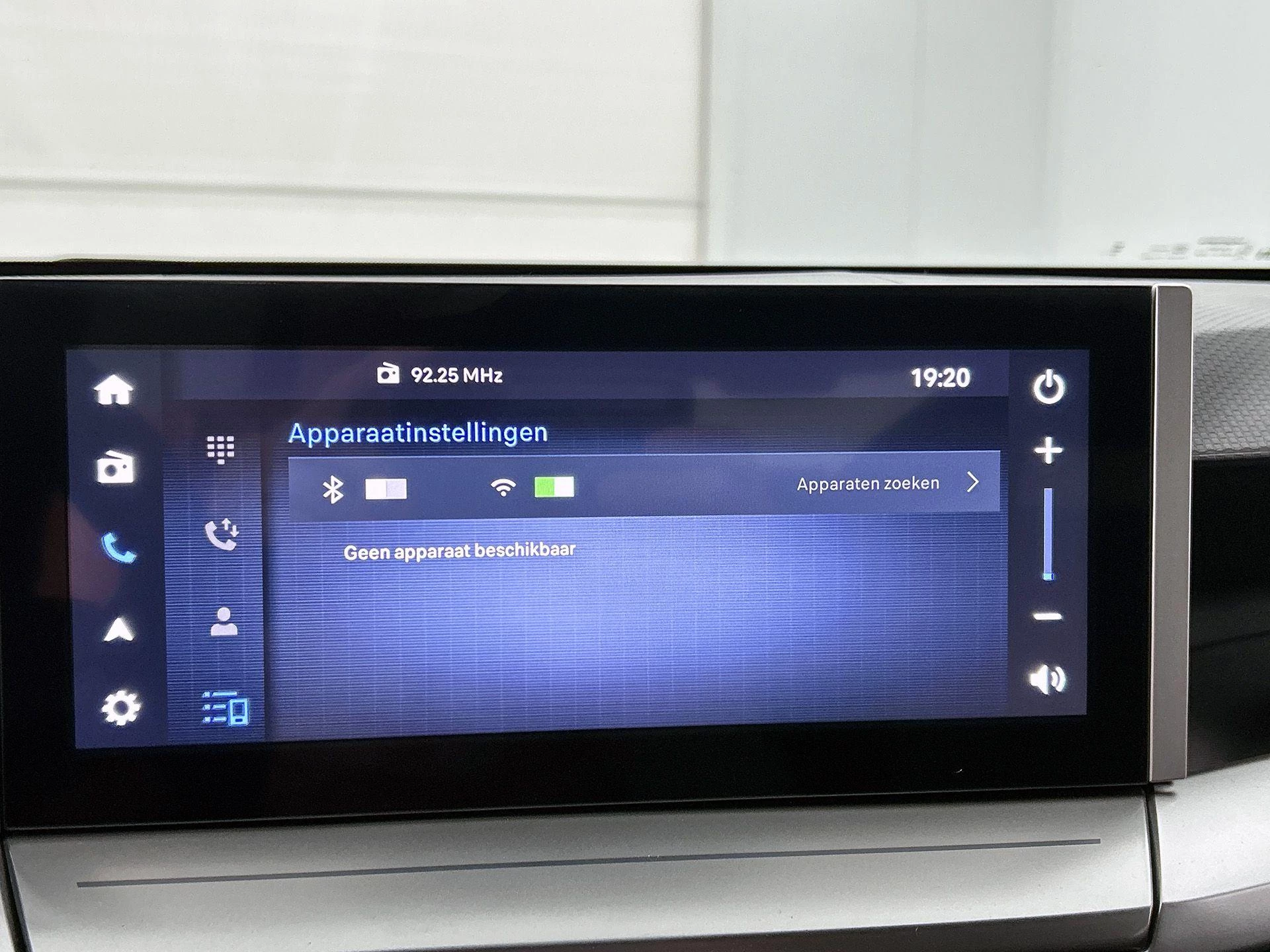 Opel-Frontera-image-17