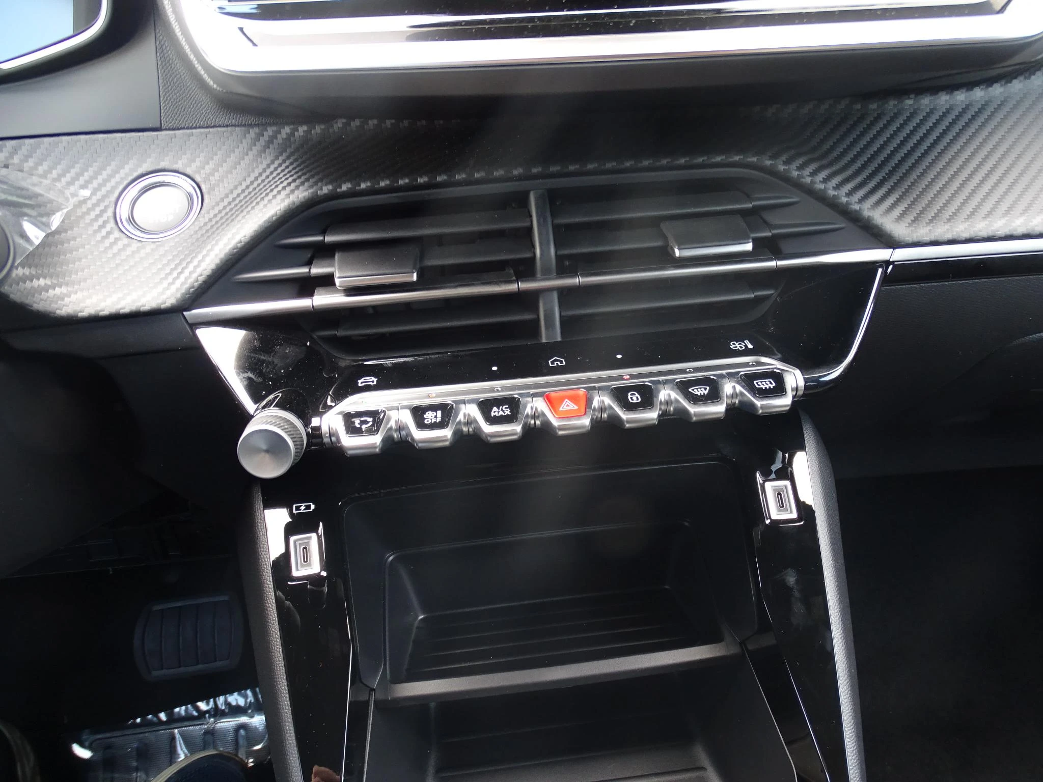 Peugeot-2008-image-18