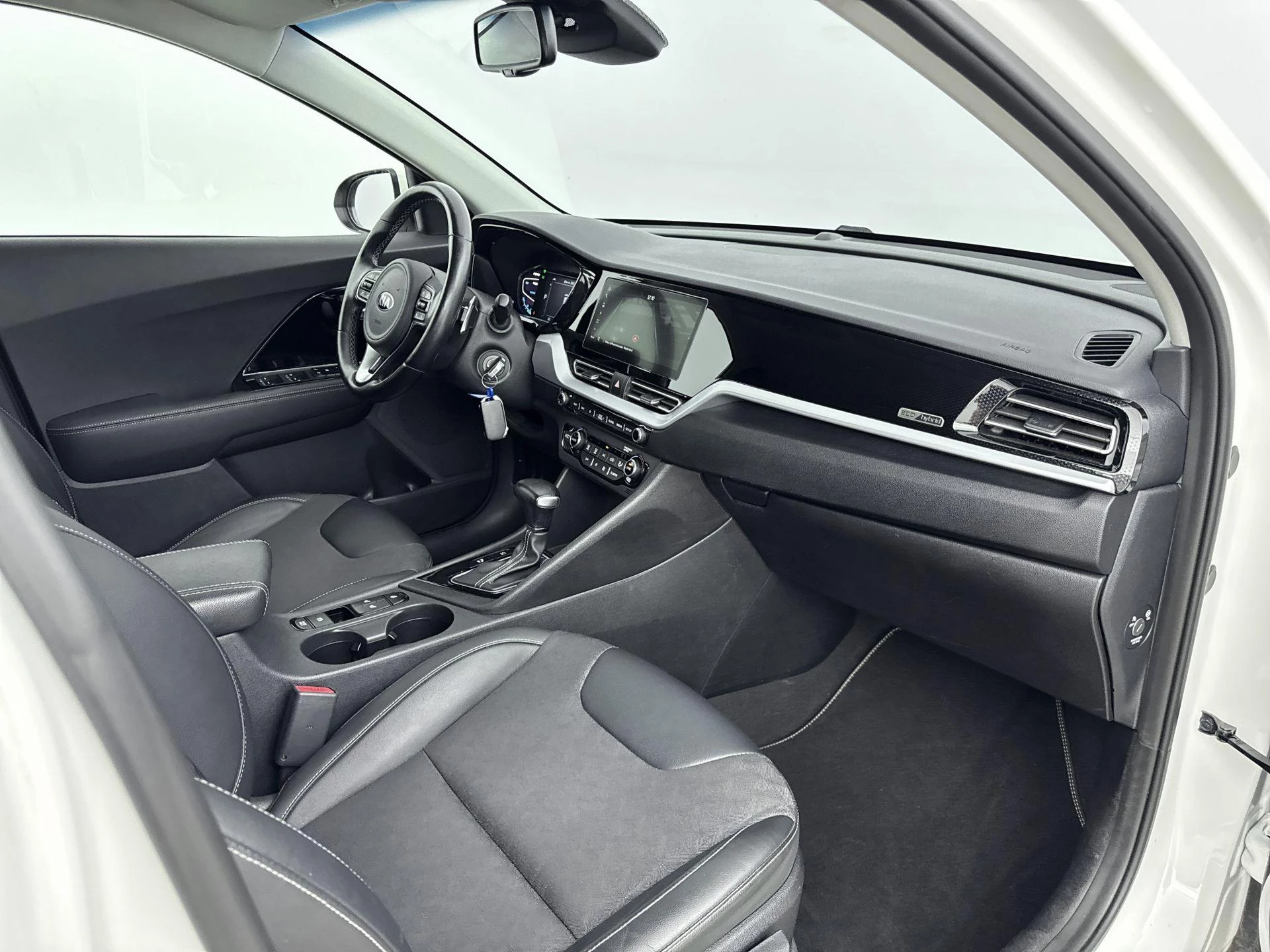 Kia-Niro-image-28