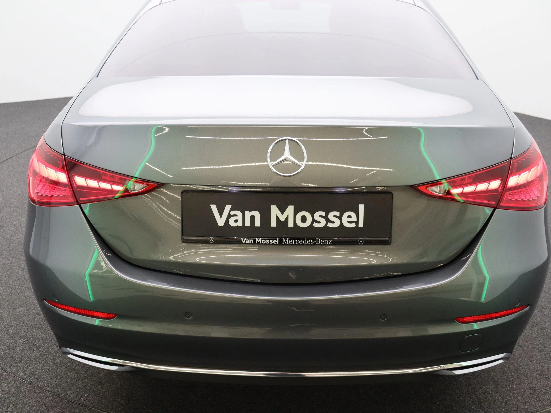 Mercedes-Benz C-Klasse 200 Luxury Line + PANORAMISCH DAK + LEDER +