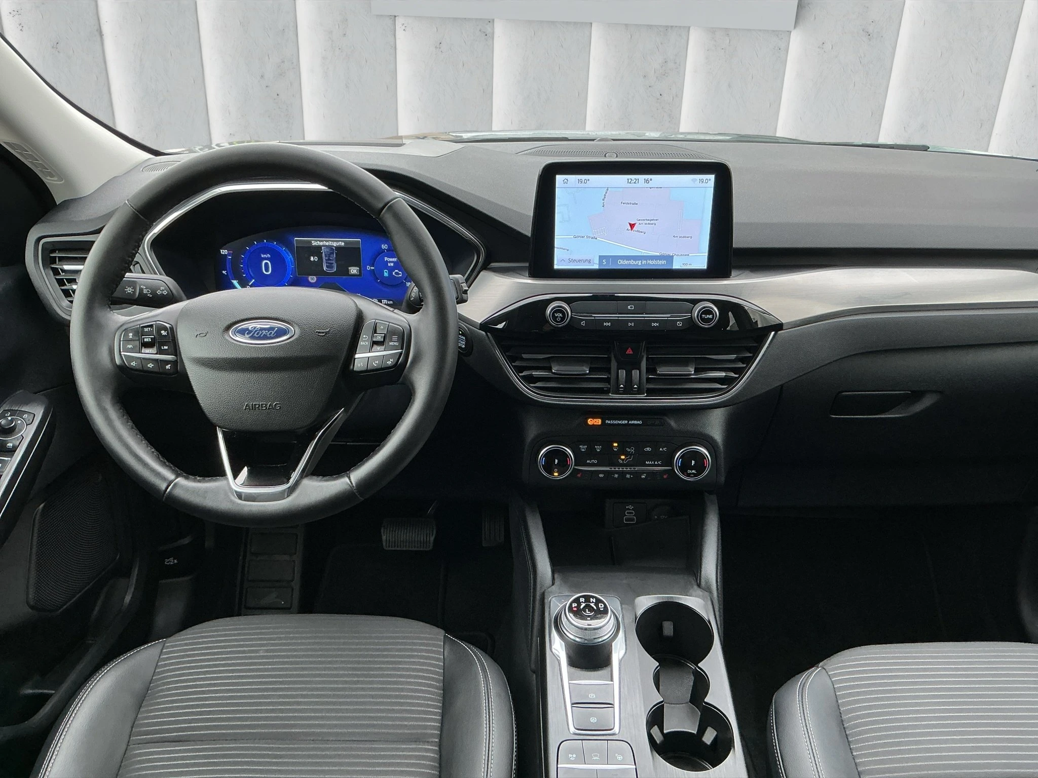 Ford-Kuga-image-11