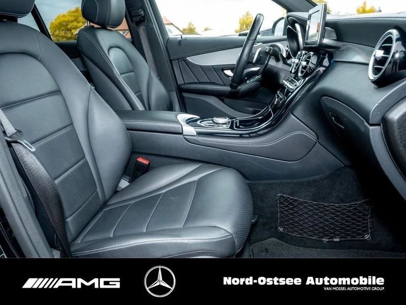 Mercedes-Benz GLC 350 e 4M AMG NIGHT AHK DISTRO LED HUD PANO AMG LineC253 GLC 350 e 4M AMG NIGHT AHK DISTRO LED HUD PANO AMG Line