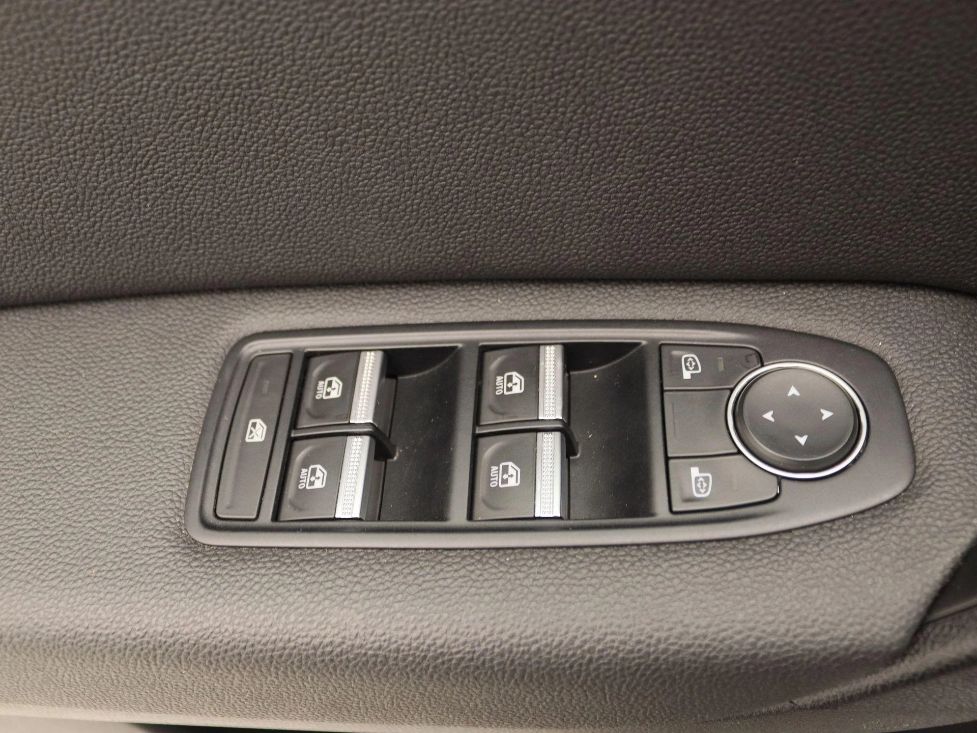 Renault-Captur-image-20