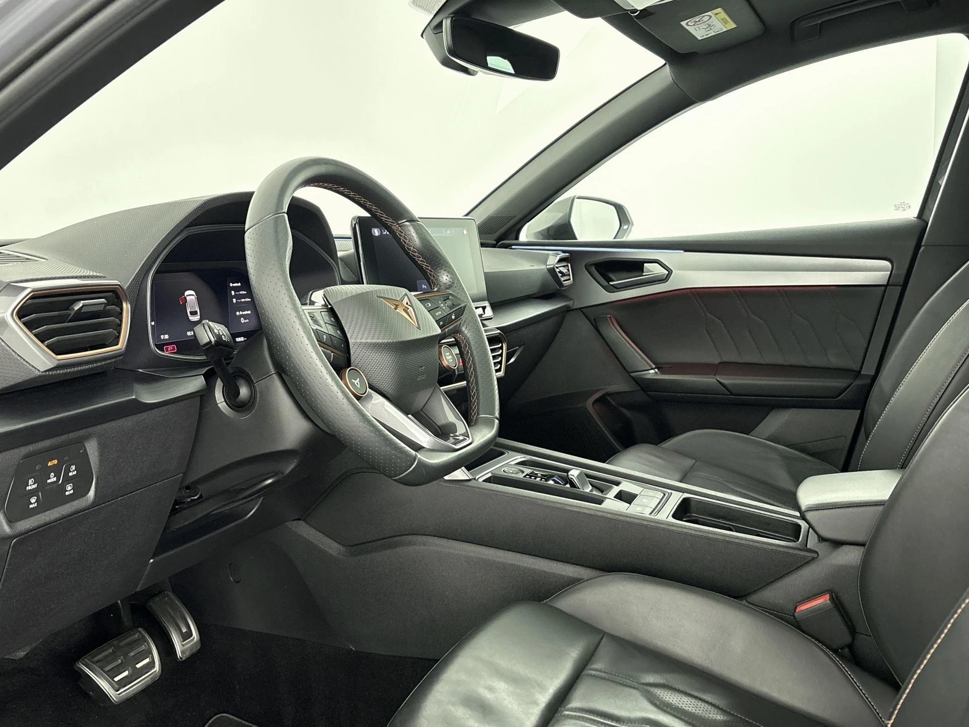 CUPRA-Leon Sportstourer-image-16