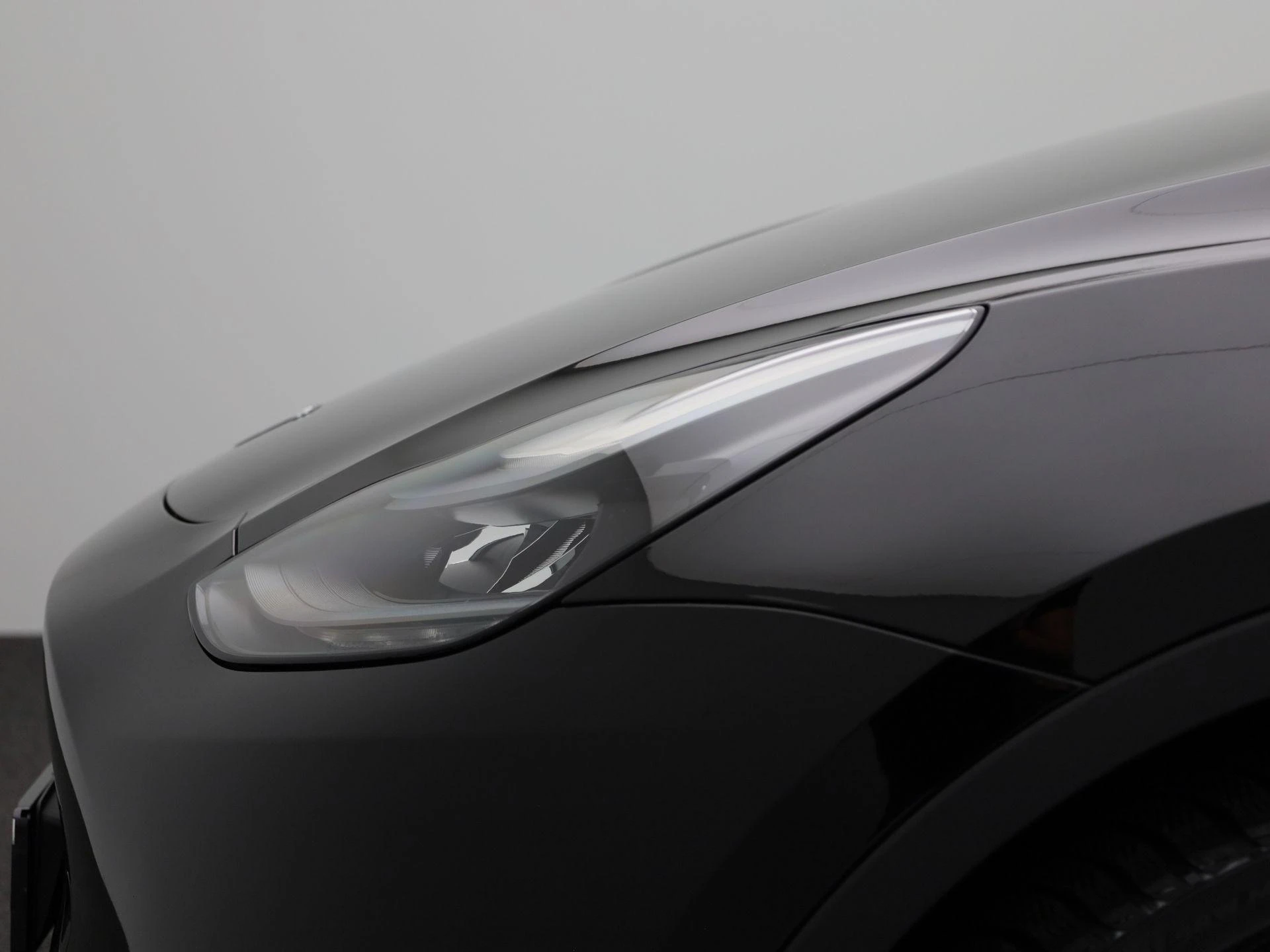 Tesla-Model Y-image-13