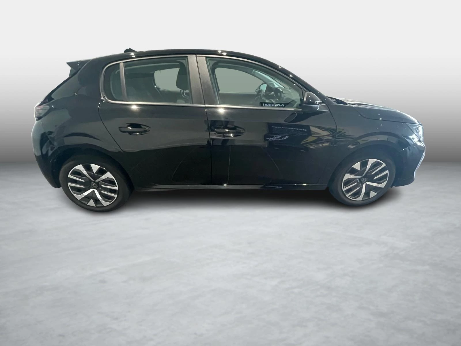 Peugeot-208-image-6