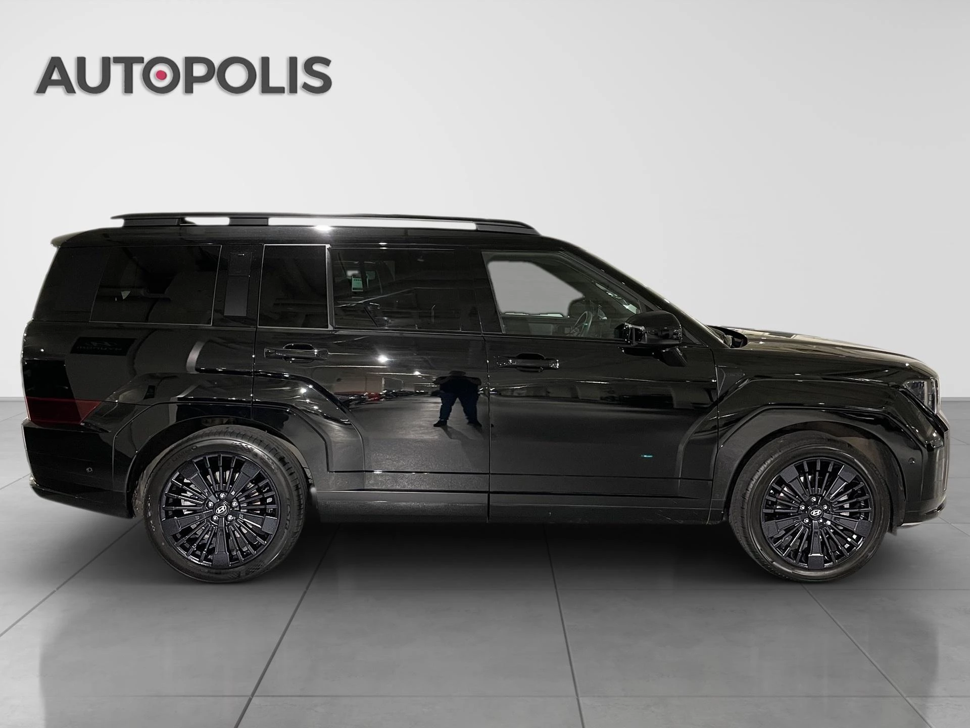 Hyundai-Santa Fe-image-17