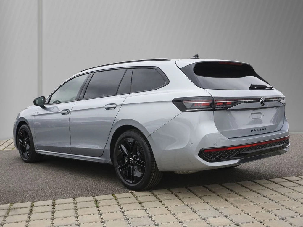 Volkswagen-Passat-image-3