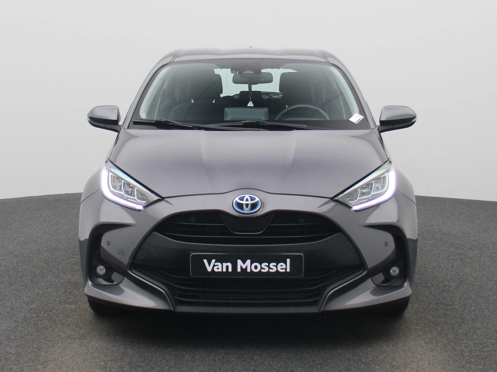 Toyota Yaris 1.5 Hybrid Business Plus