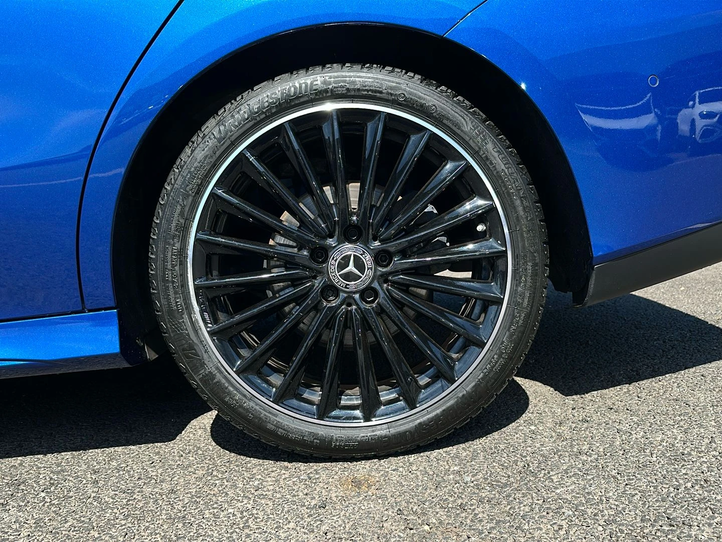 Mercedes-Benz-CLA-image-7