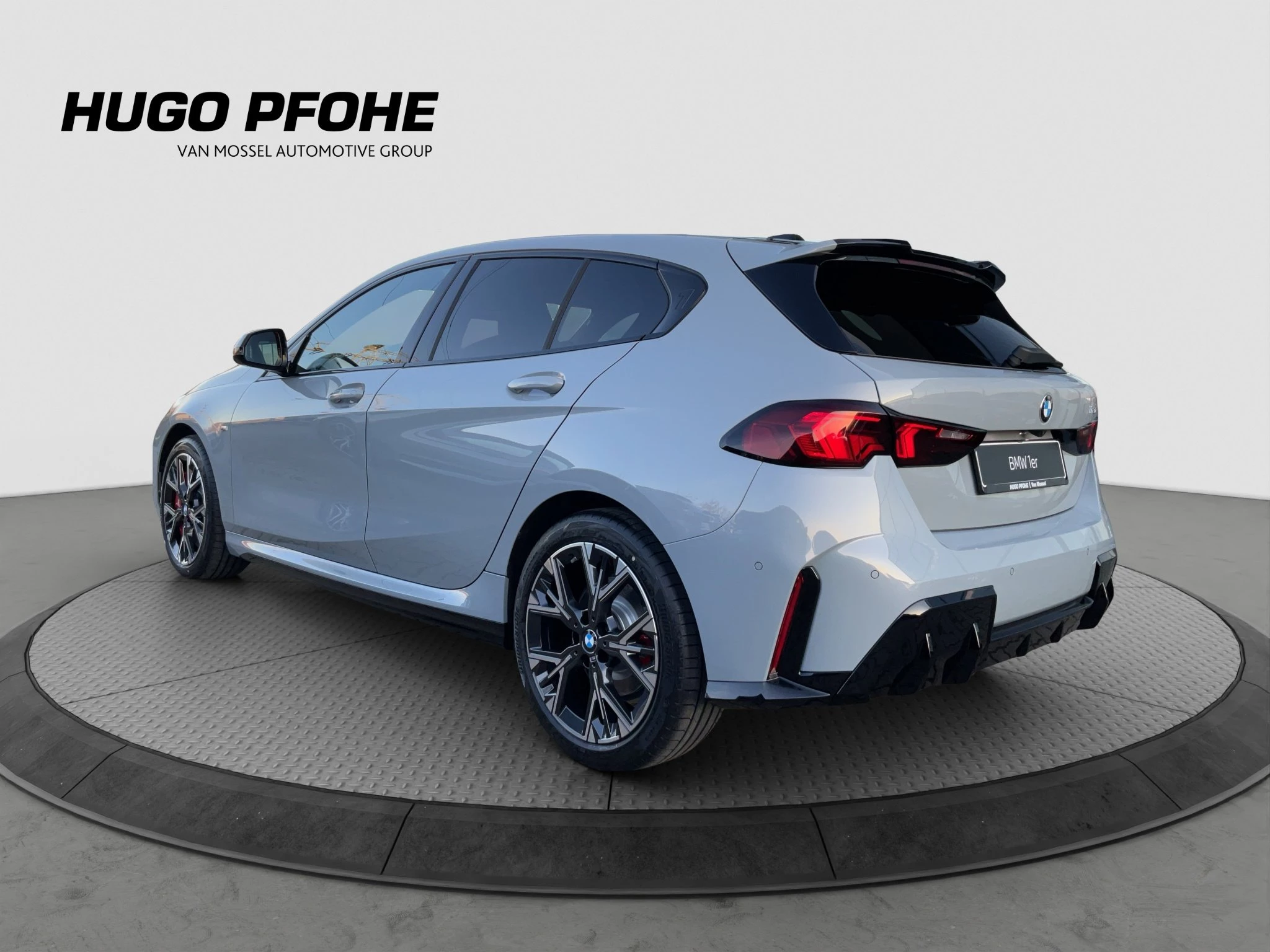BMW 1er Reihe 120i M Sport.Innovation inkl Winterräder
