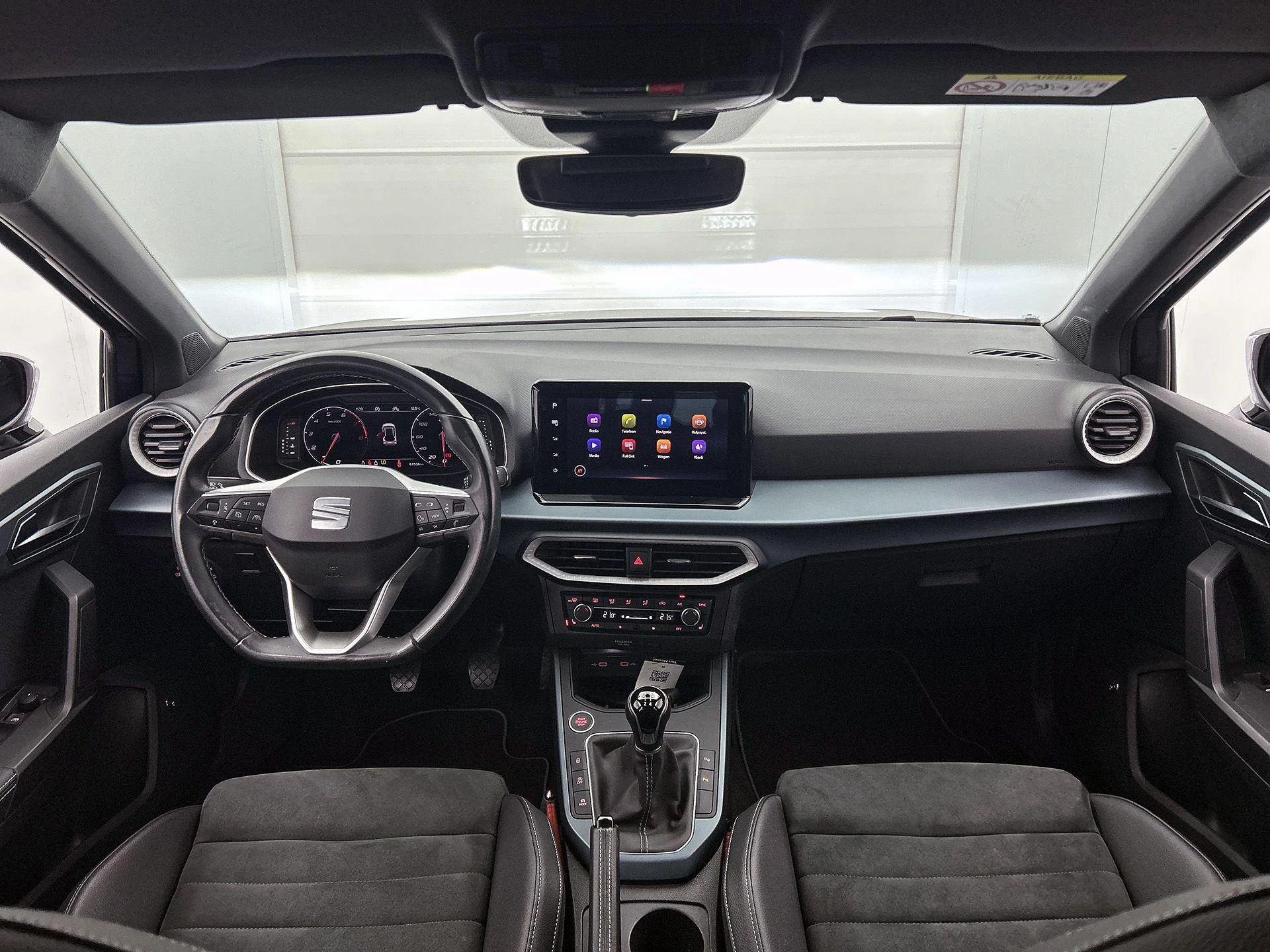 SEAT-Arona-image-22