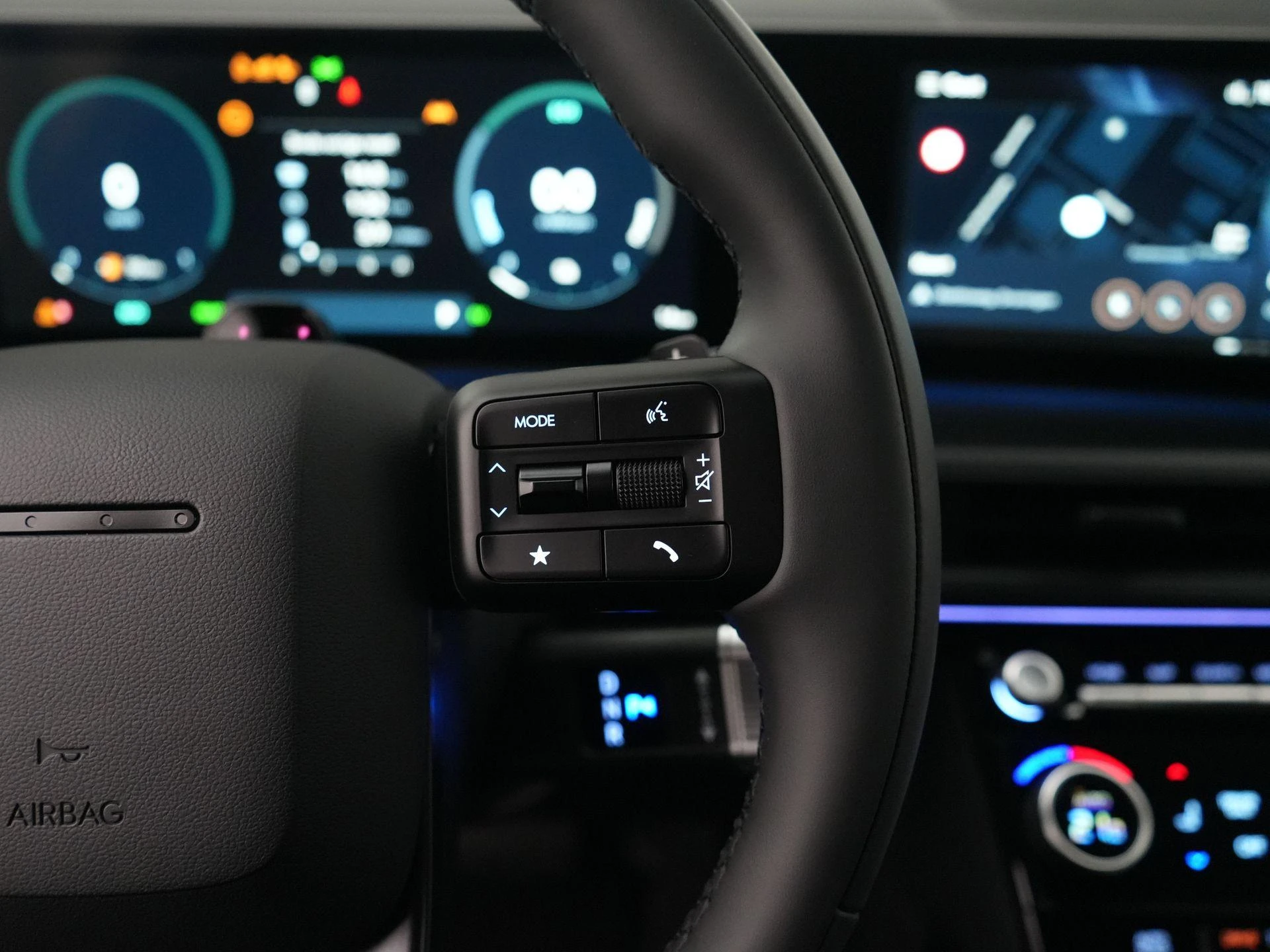 Hyundai-Santa Fe-image-14