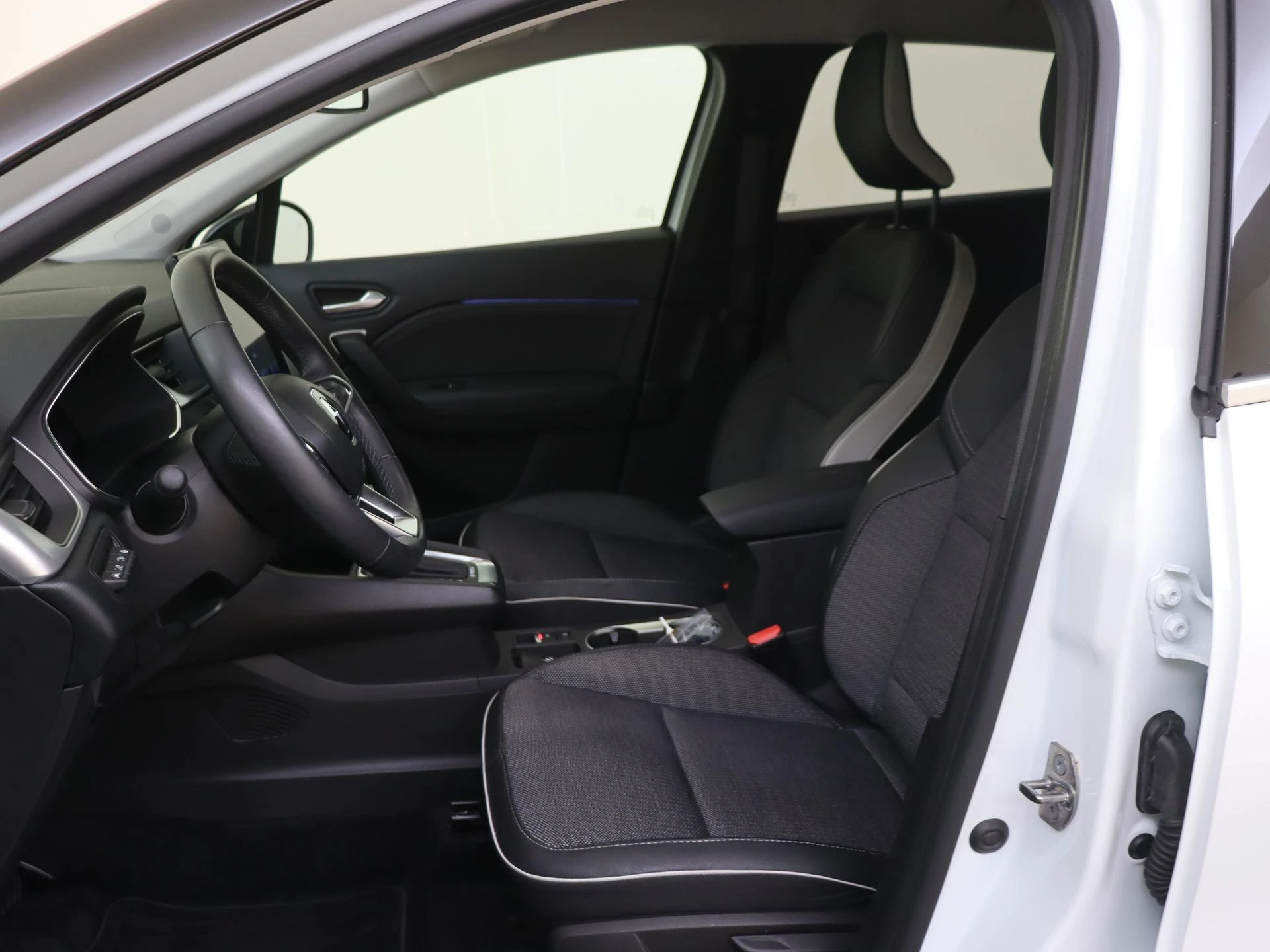 Renault-Captur-image-14