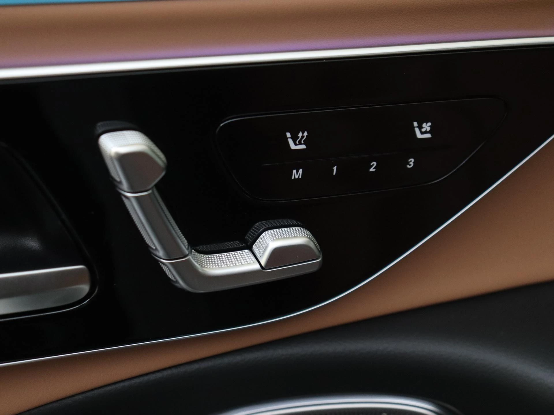 Mercedes-Benz-E-Klasse-image-23