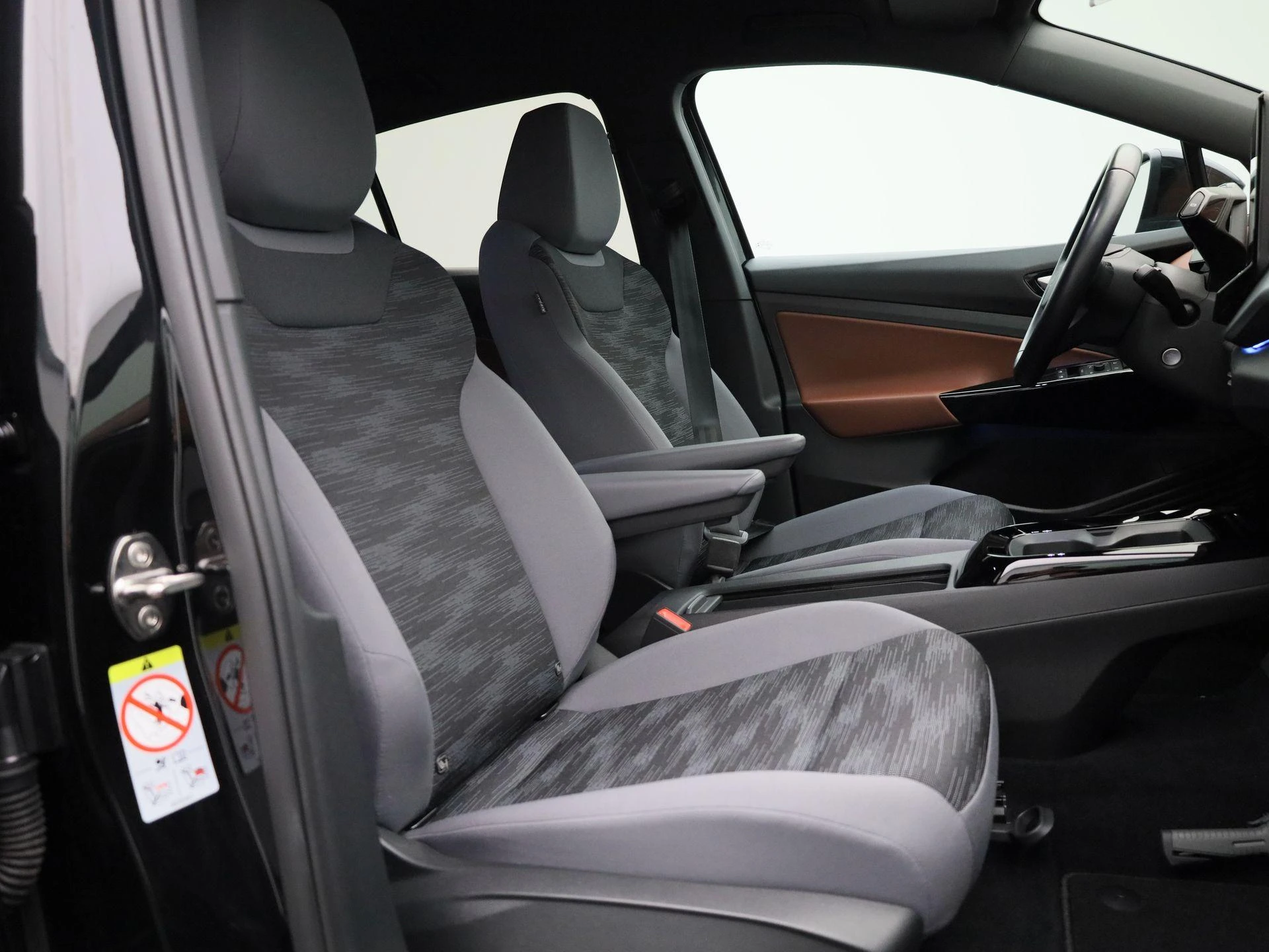Volkswagen-ID.5-image-34