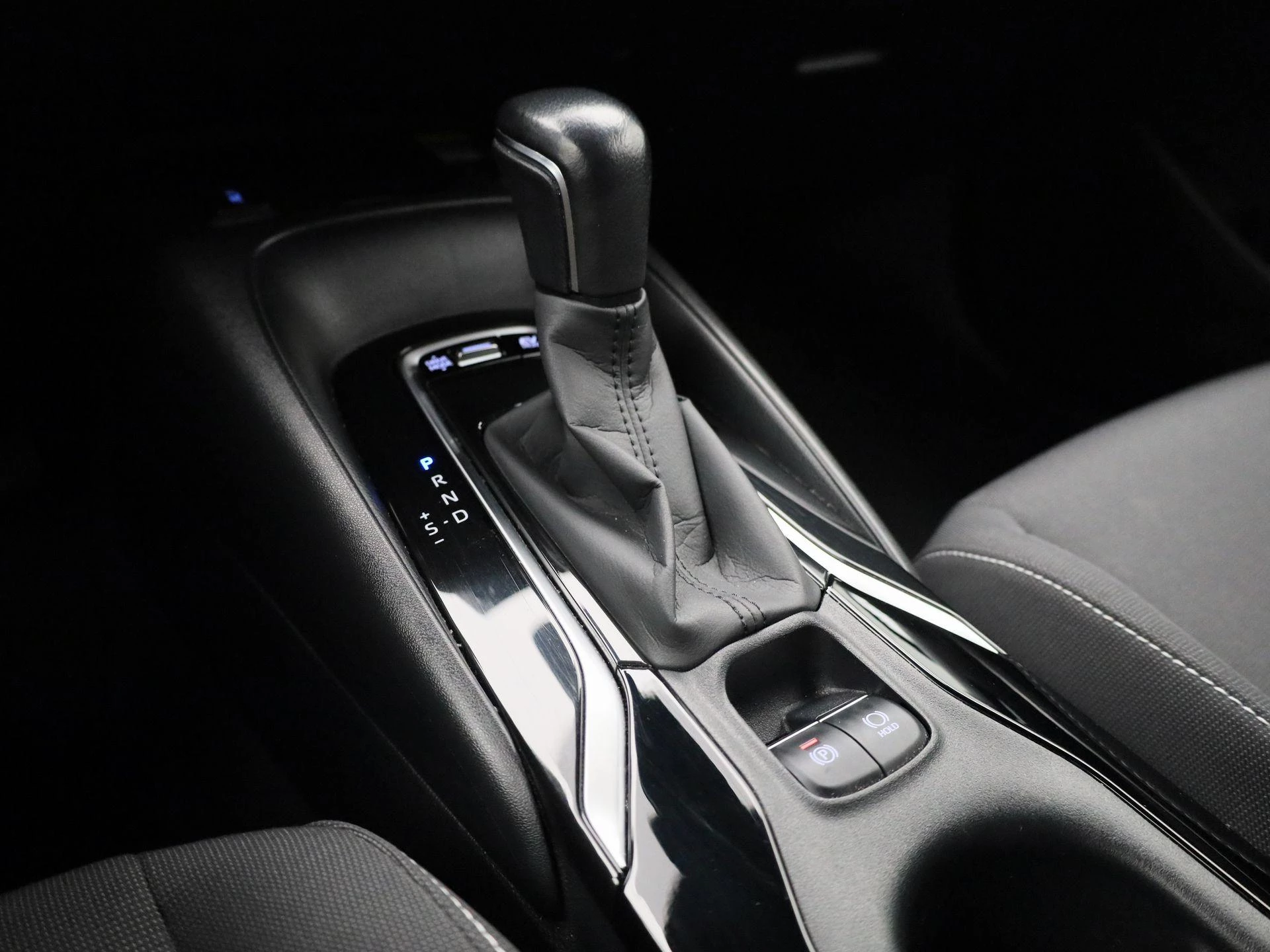 Toyota-Corolla Touring Sports-image-19