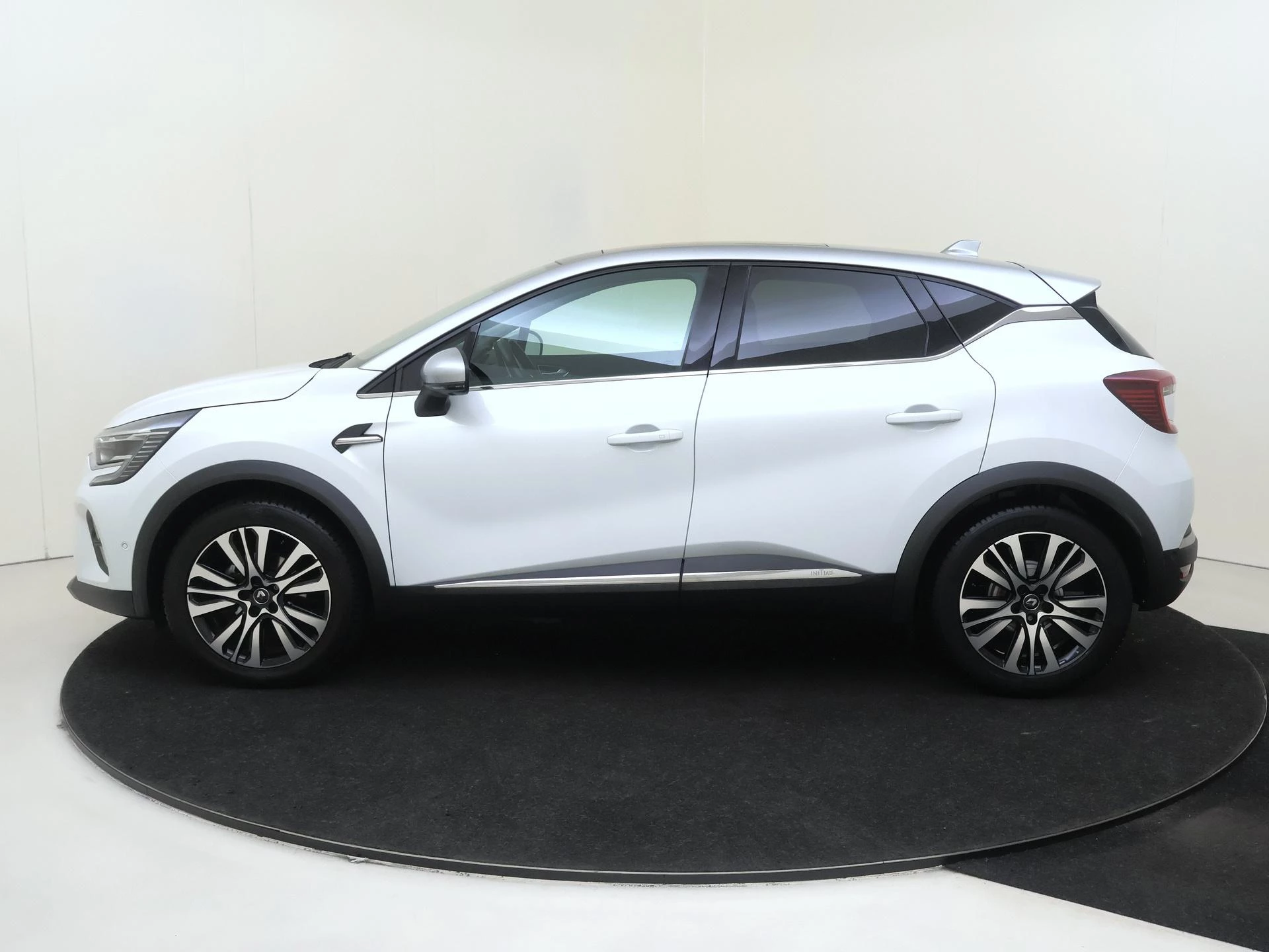Renault Captur 1.3 TCe 155 Initiale Paris