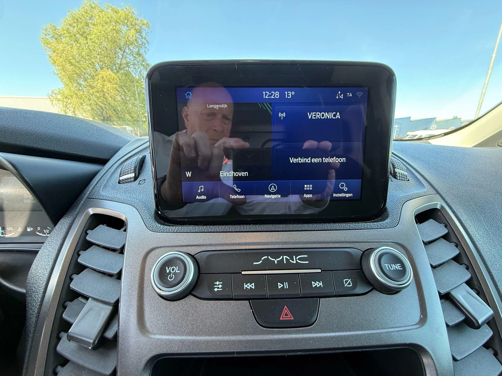 Ford-Transit Connect-image-17
