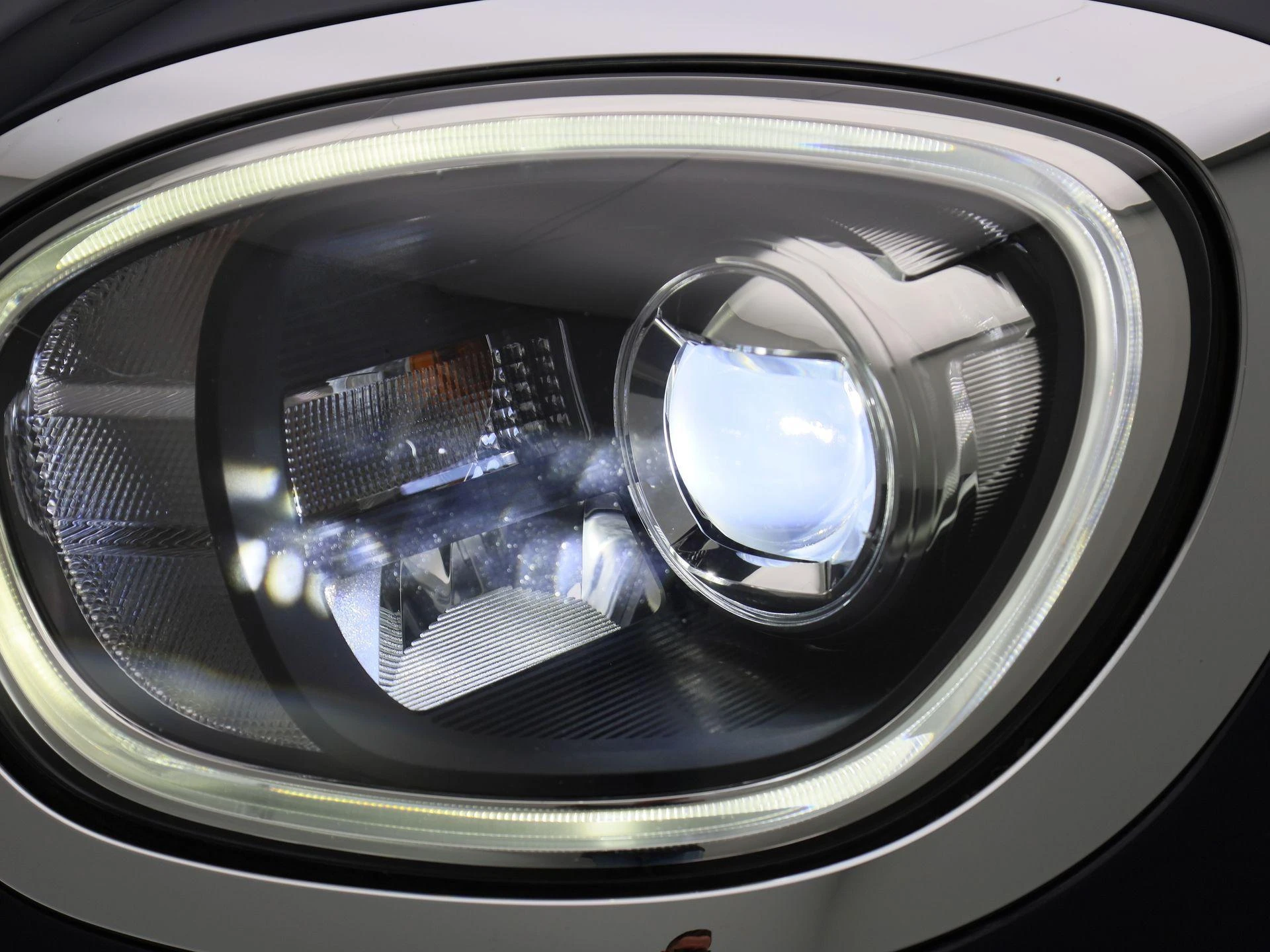 MINI-Countryman-image-14