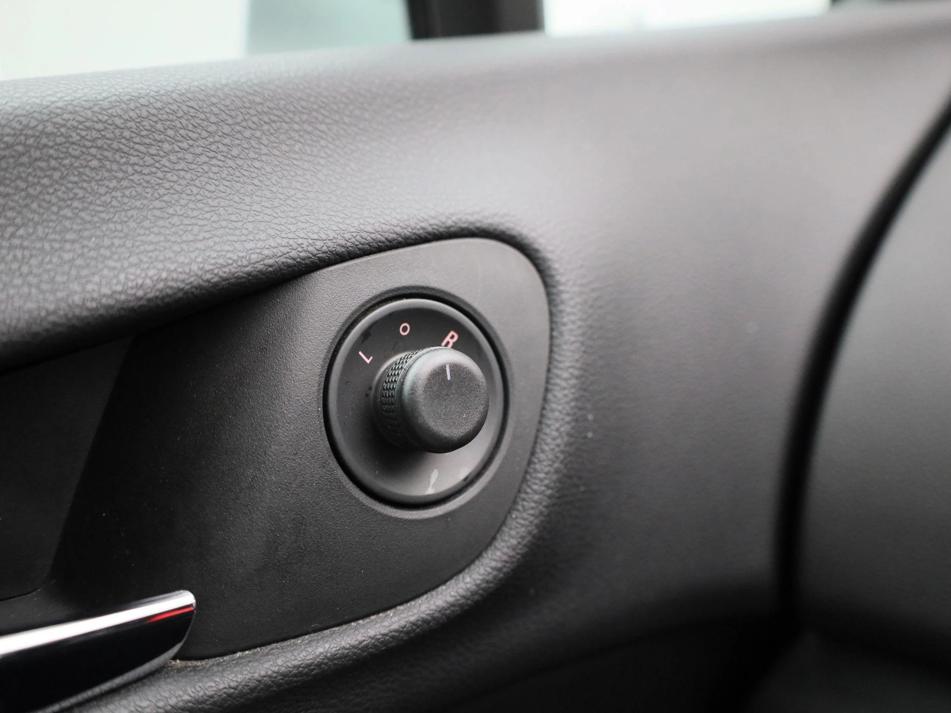 Opel-Meriva-image-24