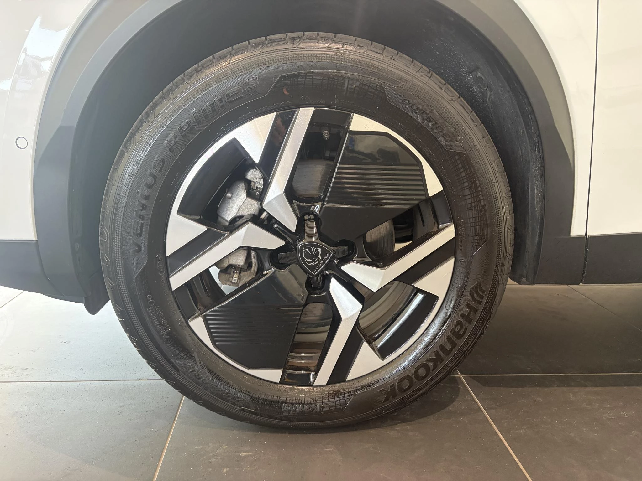 Peugeot-2008-image-9