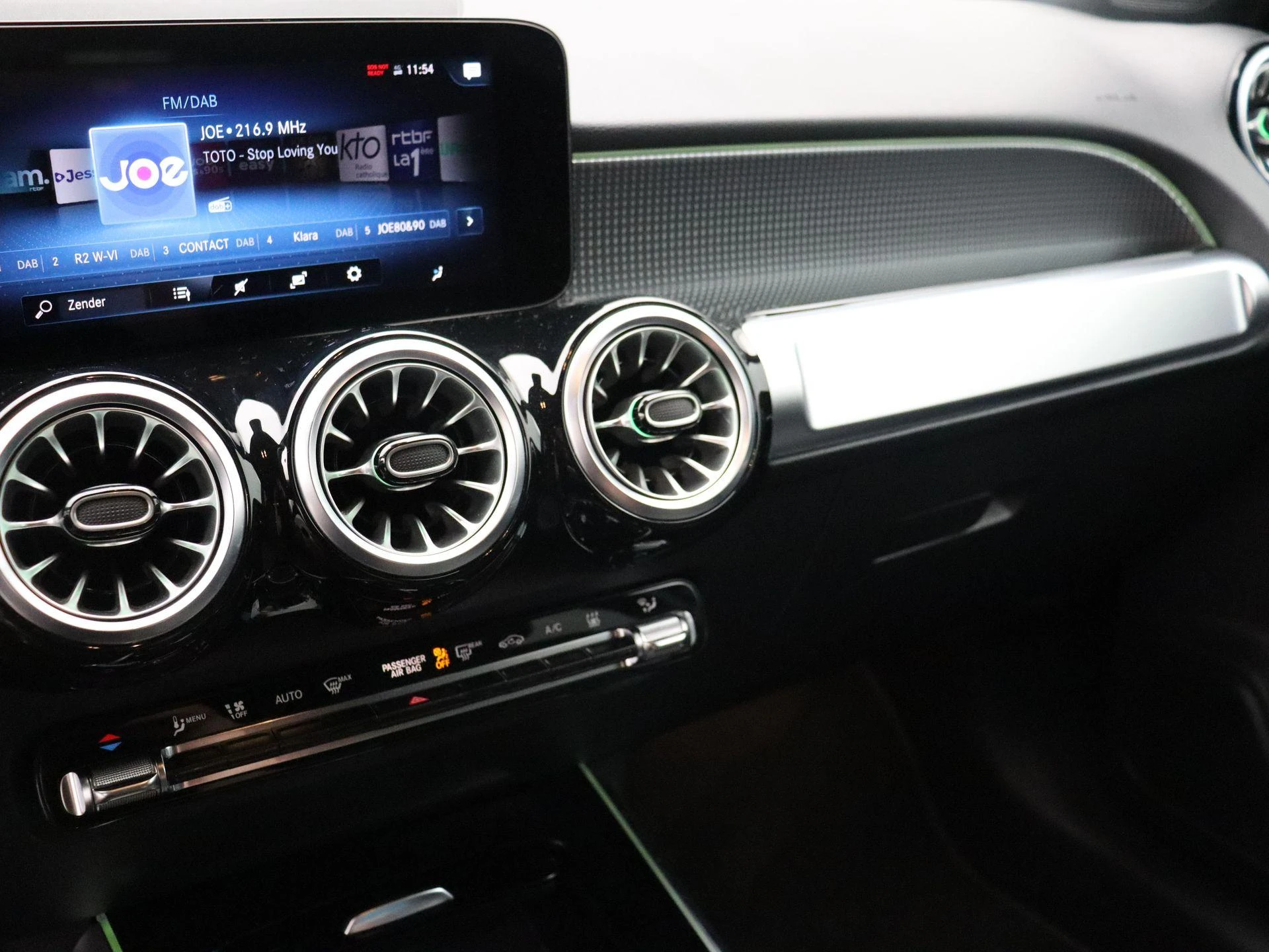 Mercedes-Benz EQB 250 Business Line