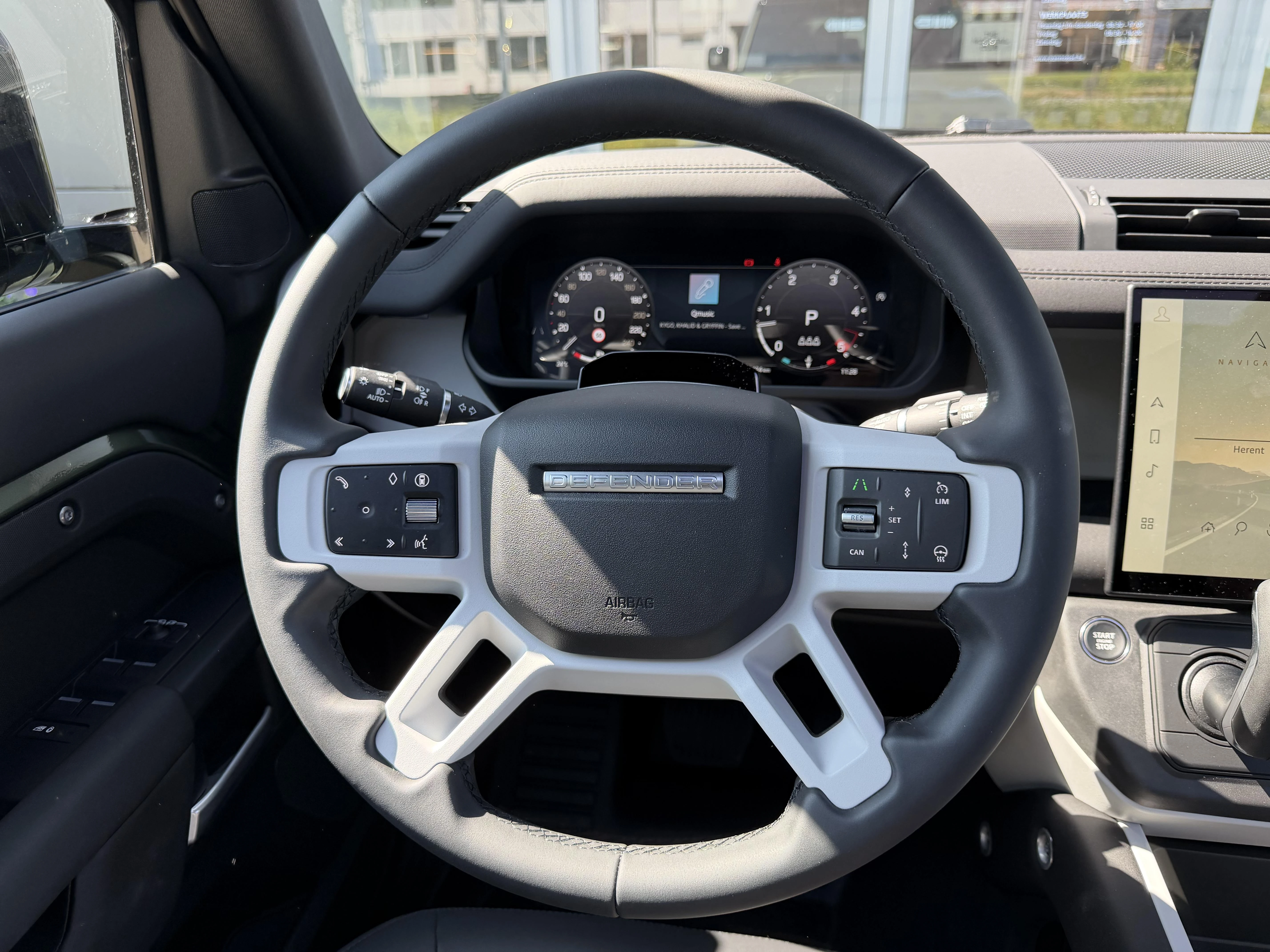 Land Rover Defender 110 D200 S AWD Auto. 26MY