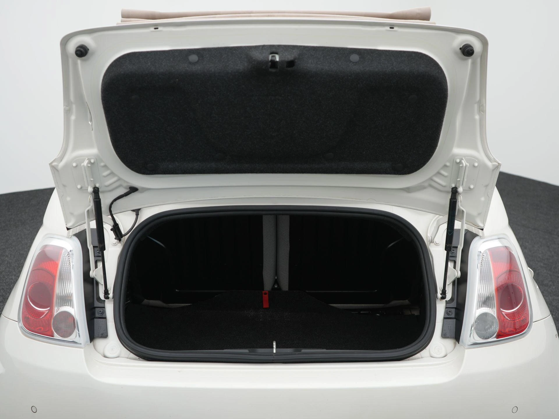 Fiat-500C-image-24