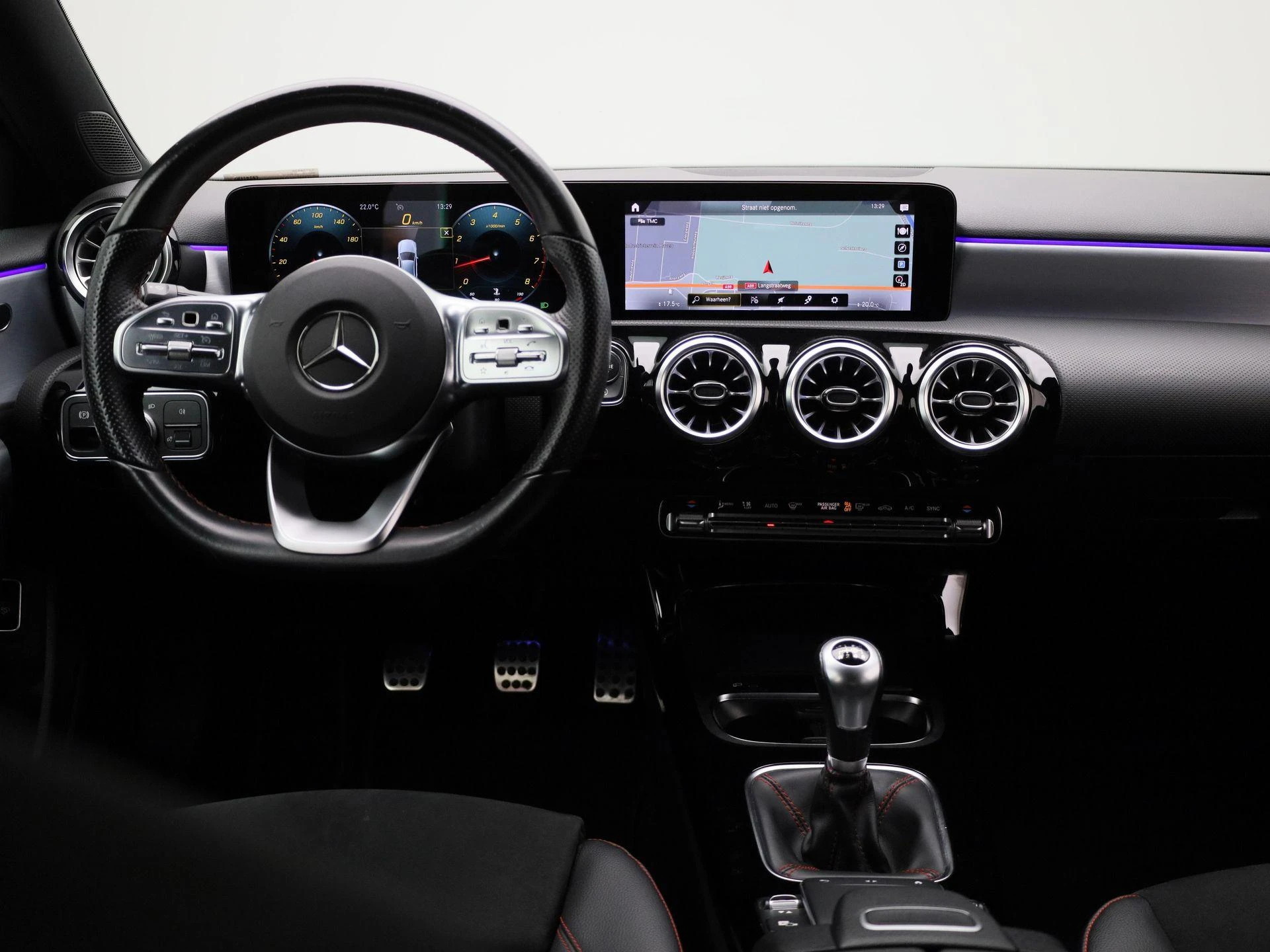 Mercedes-Benz-A-Klasse-image-8