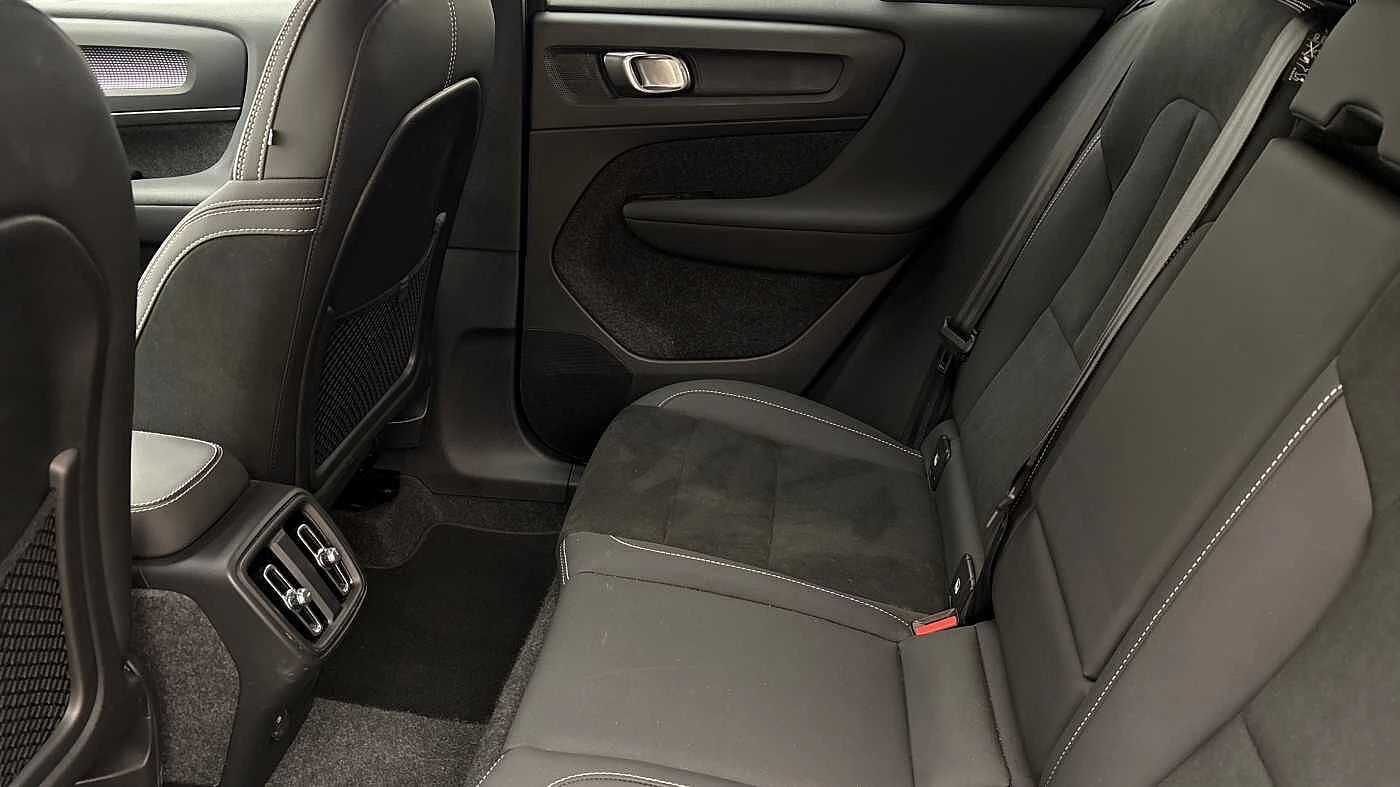 Volvo-XC40-image-14
