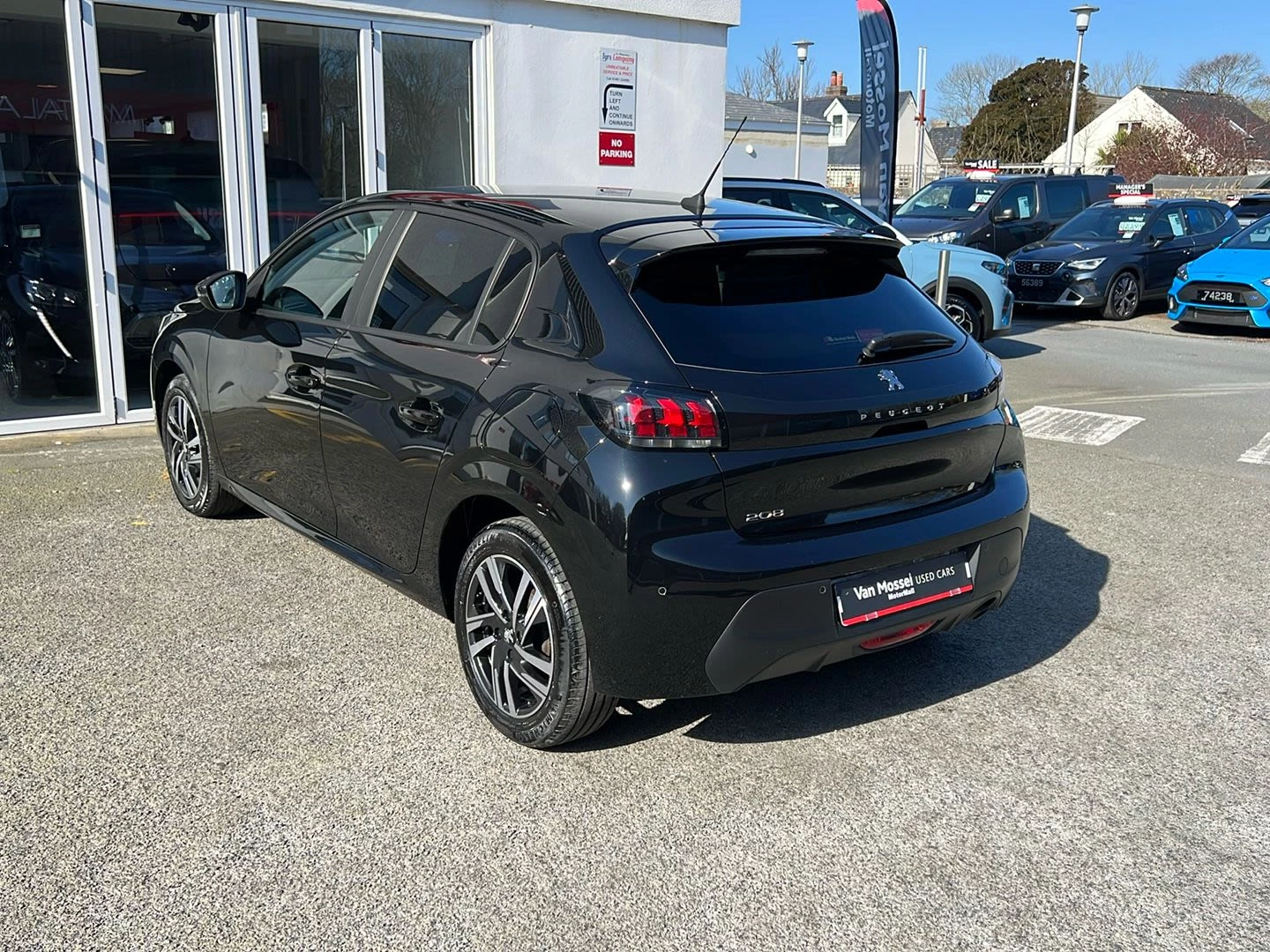 Peugeot 208 1.2 PureTech 100 Active Premium + 5dr