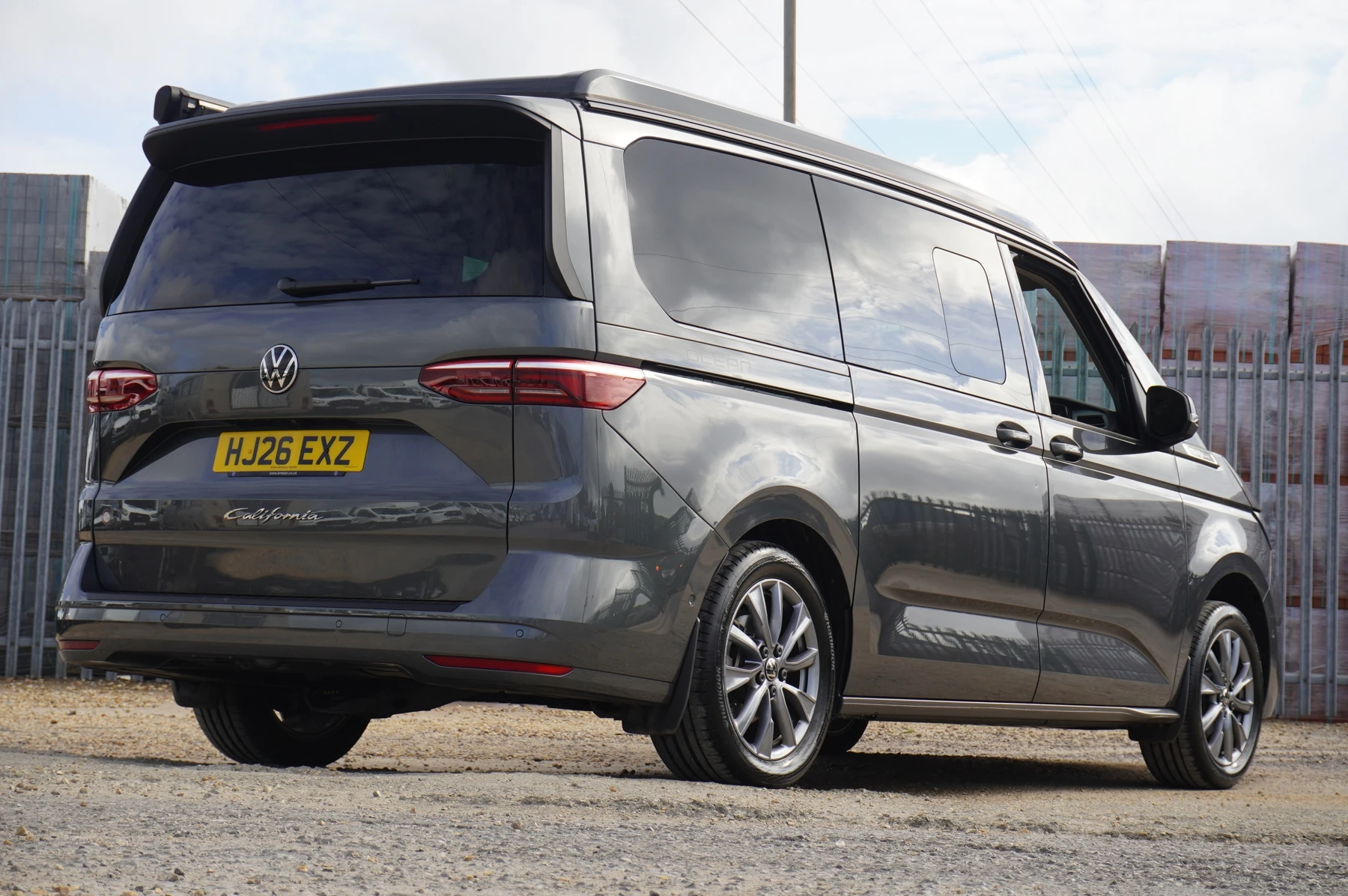 Volkswagen-California-image-21