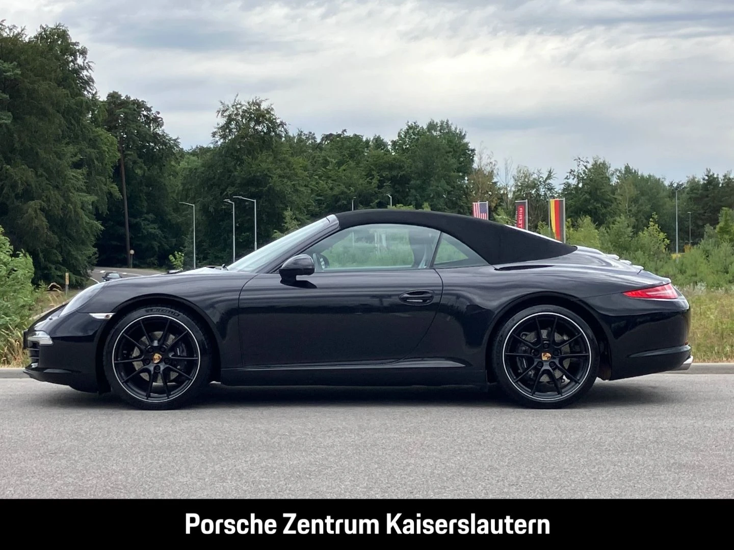 Porsche 911 991 Carrera Cabriolet Sportabgas PASM BOSE carrera