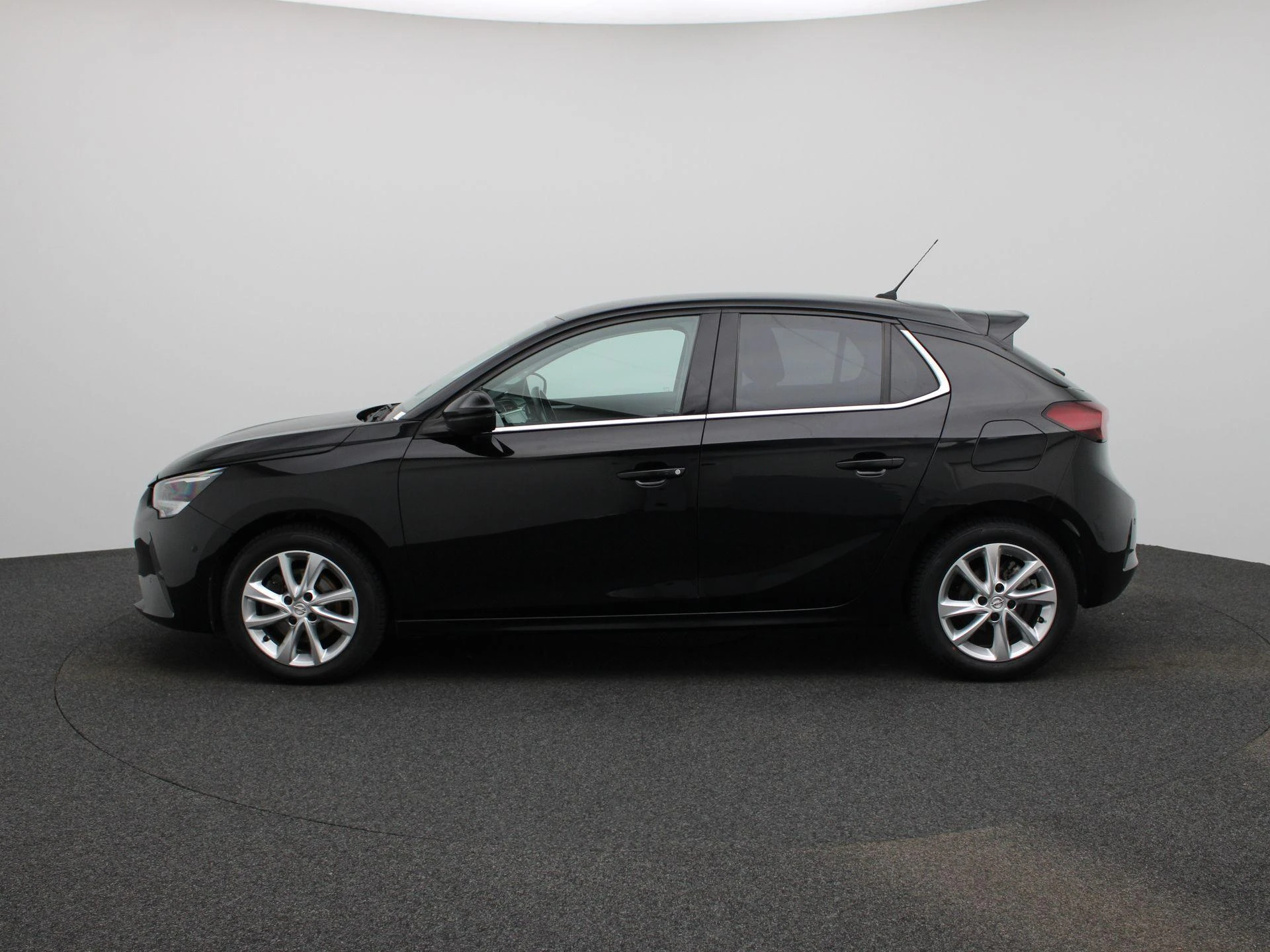 Opel-Corsa-image-4
