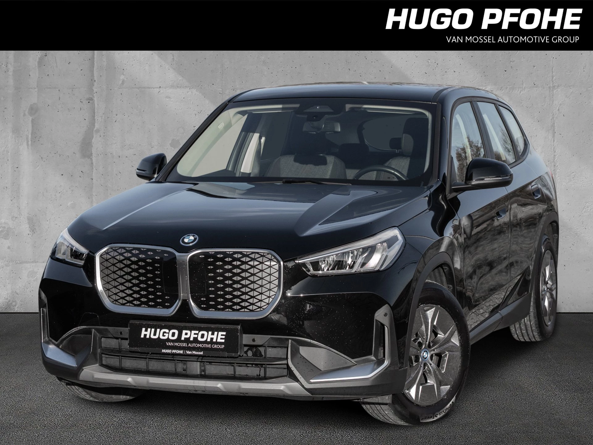 BMW-iX1-image-0